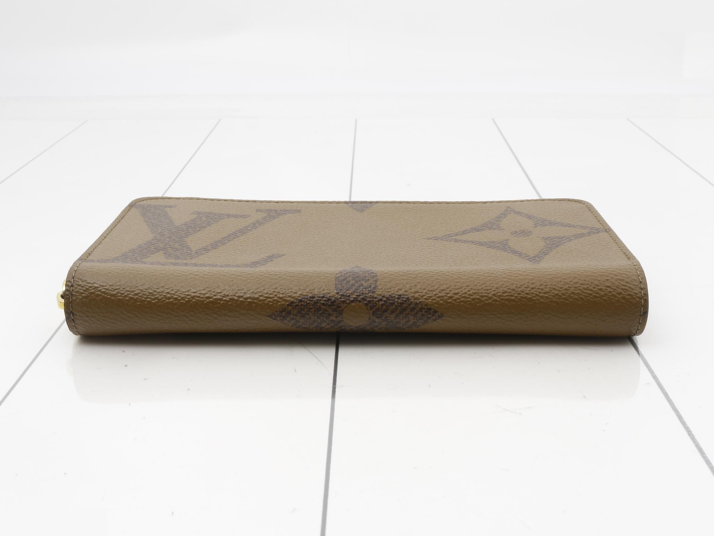 Zippy Wallet — view 3