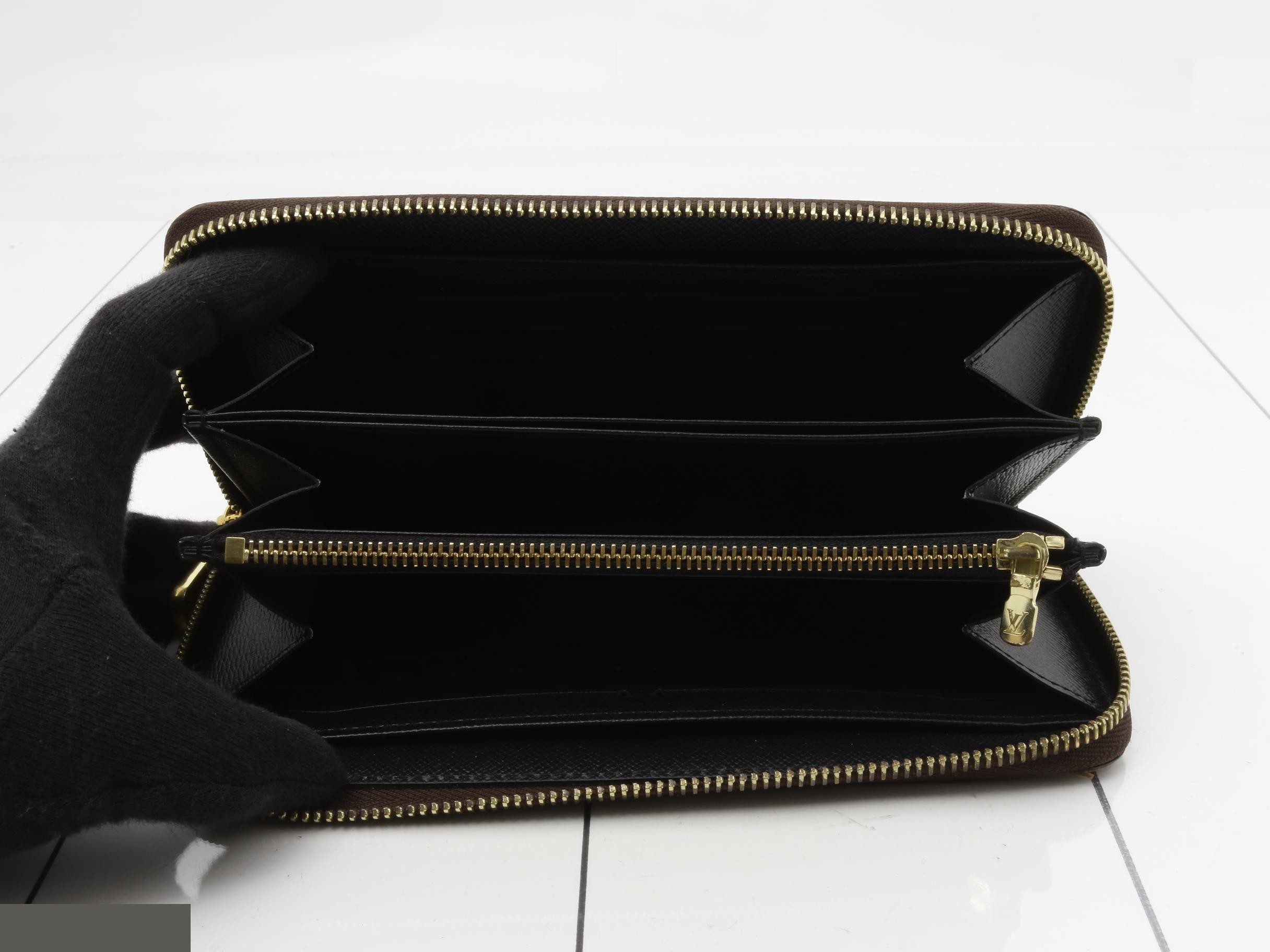 Zippy Wallet — view 4