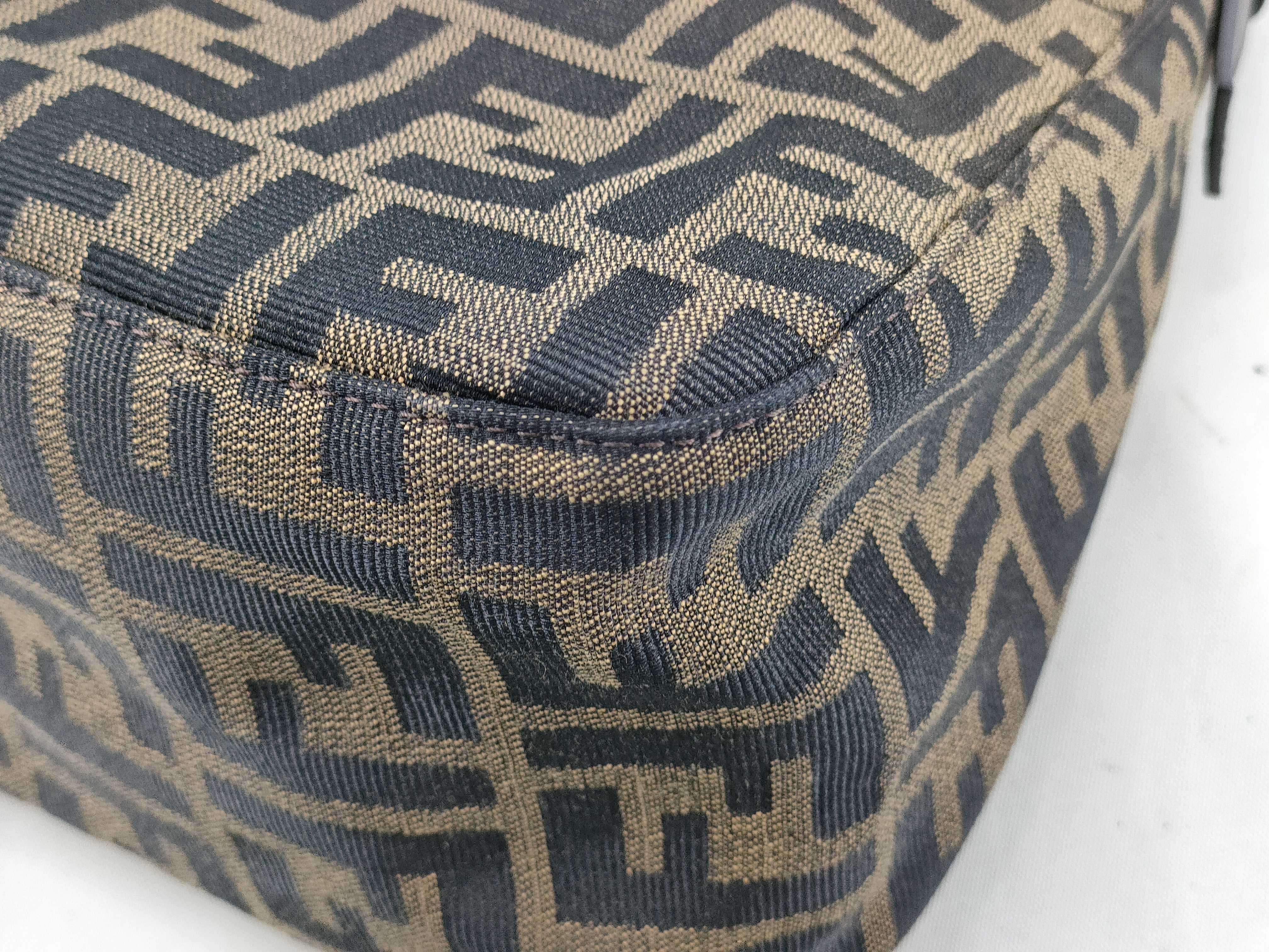 Zucca pattern Fendi Zucca Mamma Bucket Canvas x Leather Shoulder Bag — view 4