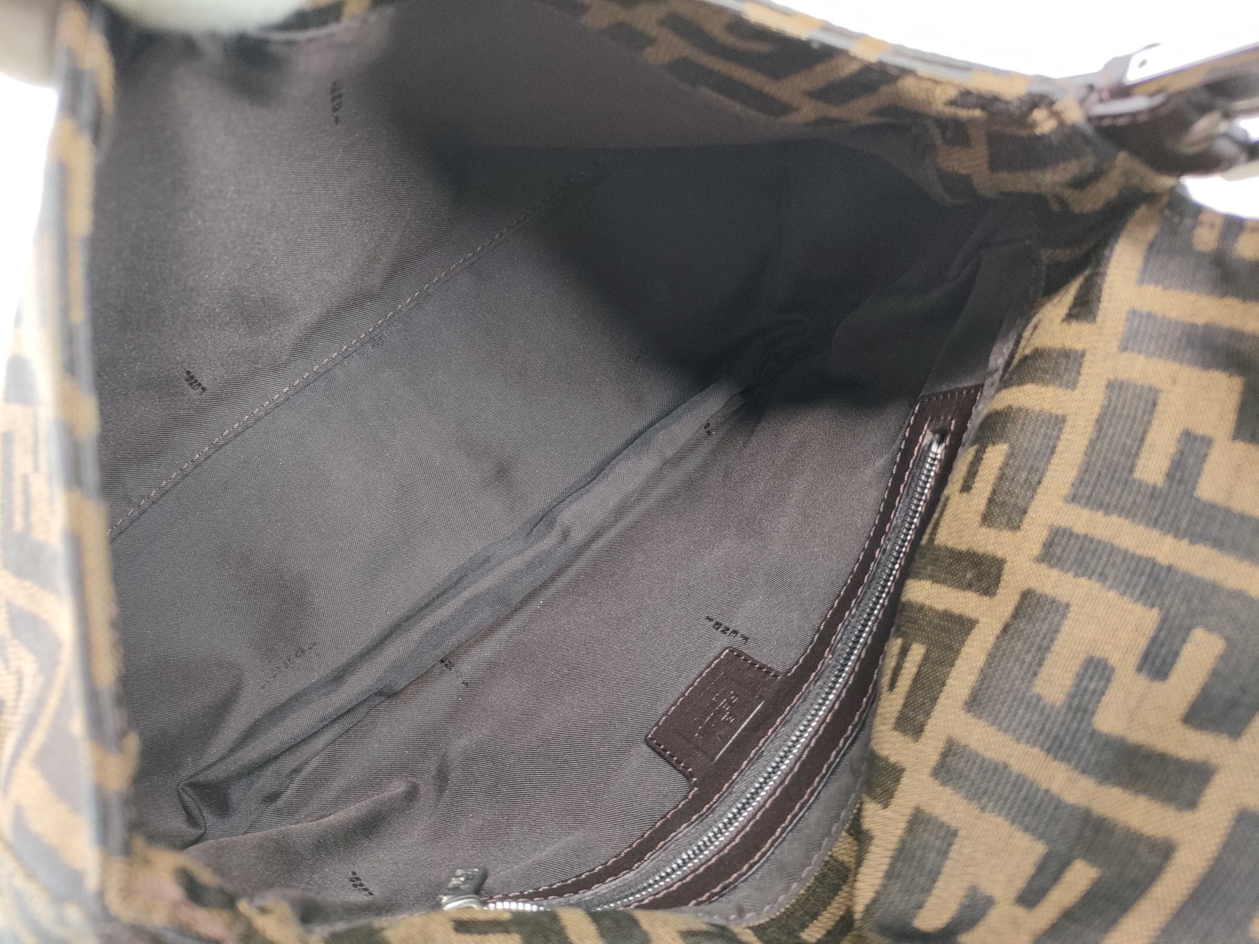 Zucca pattern Fendi Zucca Mamma Bucket Canvas x Leather Shoulder Bag — view 9
