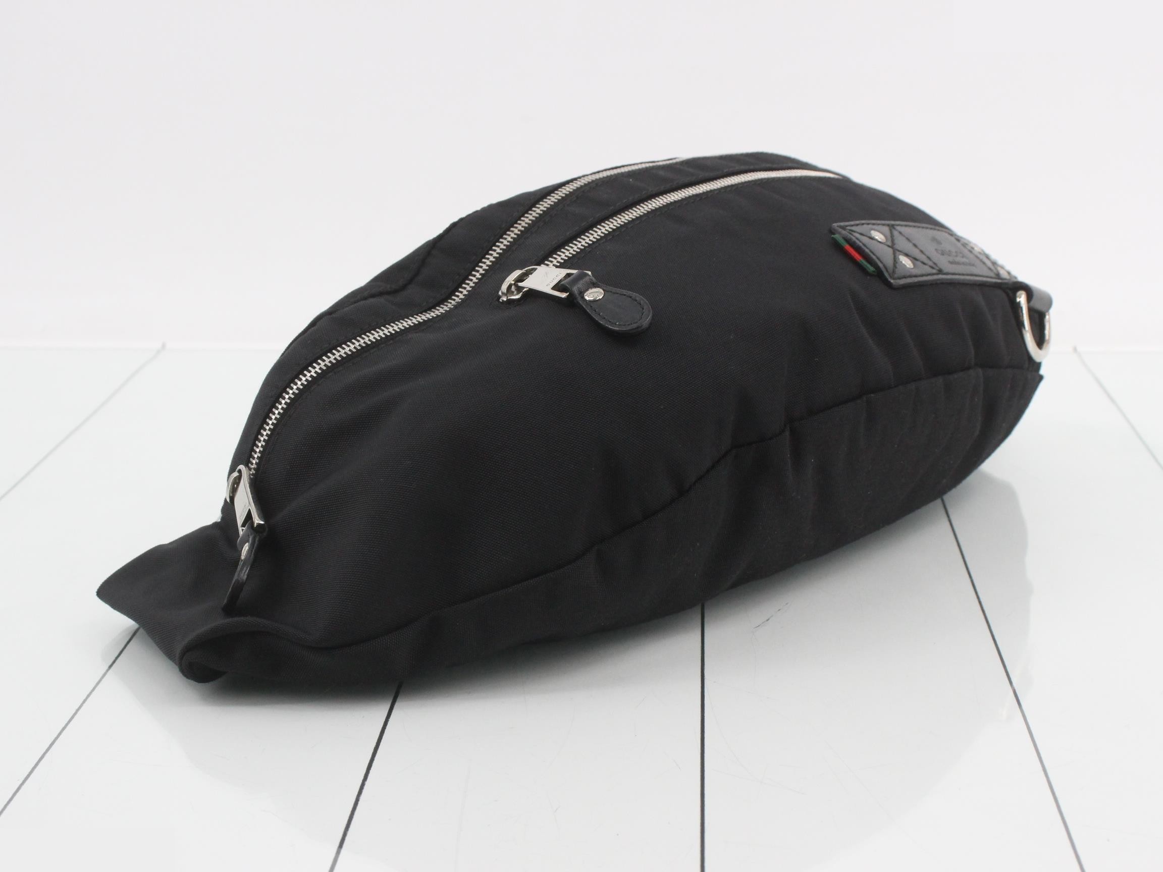 Logo body bag — view 5
