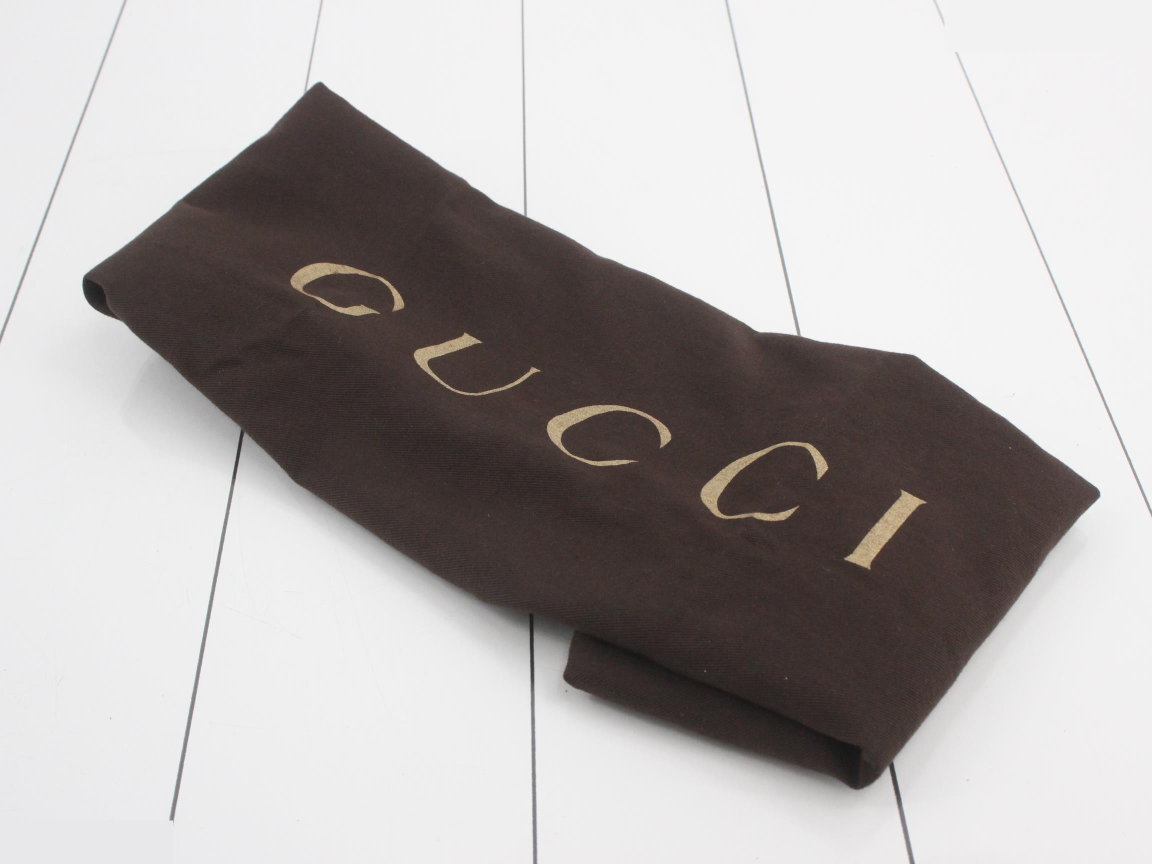 Logo body bag — view 7