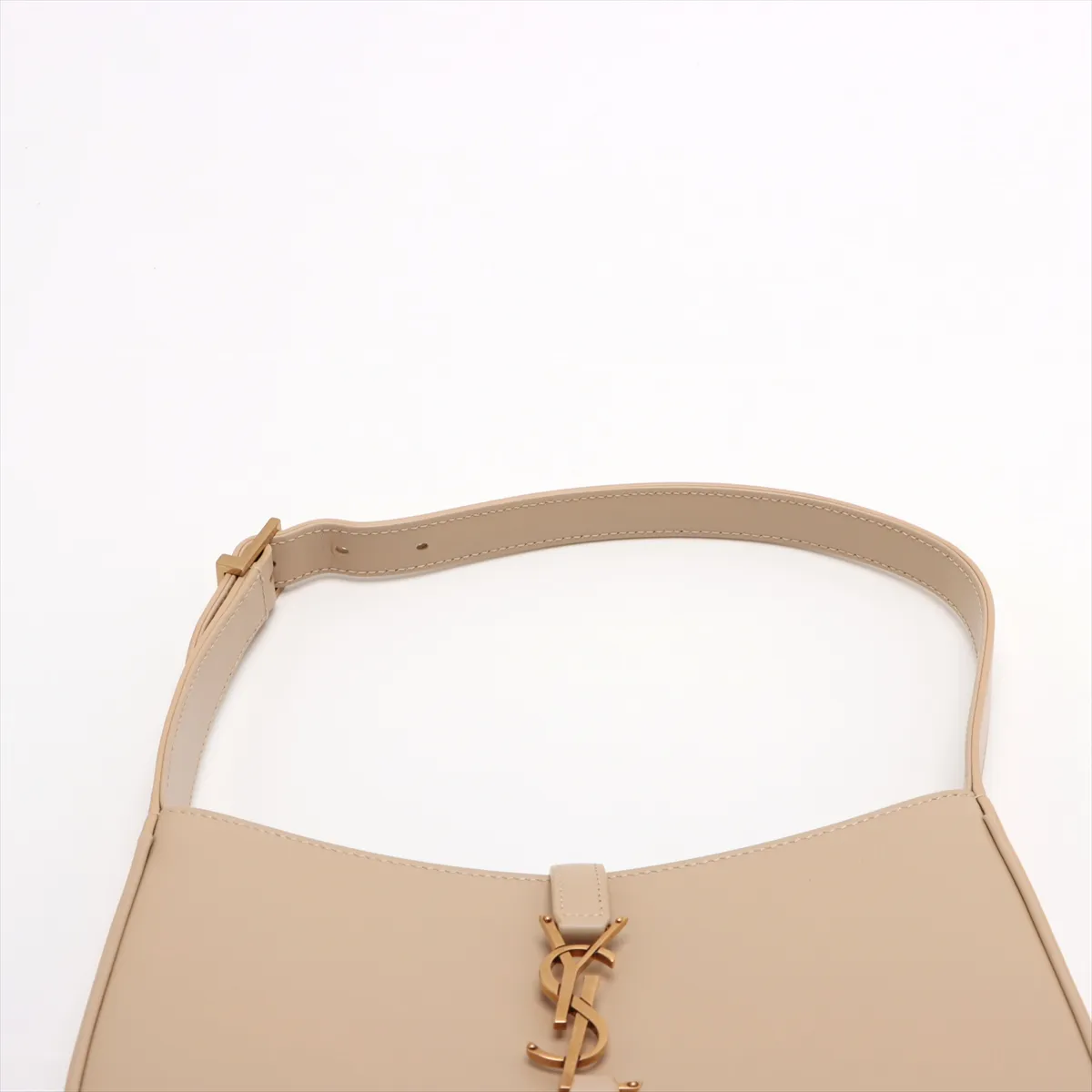 Le Saint Cassette Leather Shoulder Bag Beige 657228 — view 6