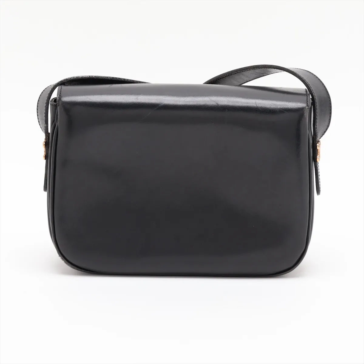 leather shoulder bag with carriage hardware, black. — view 2