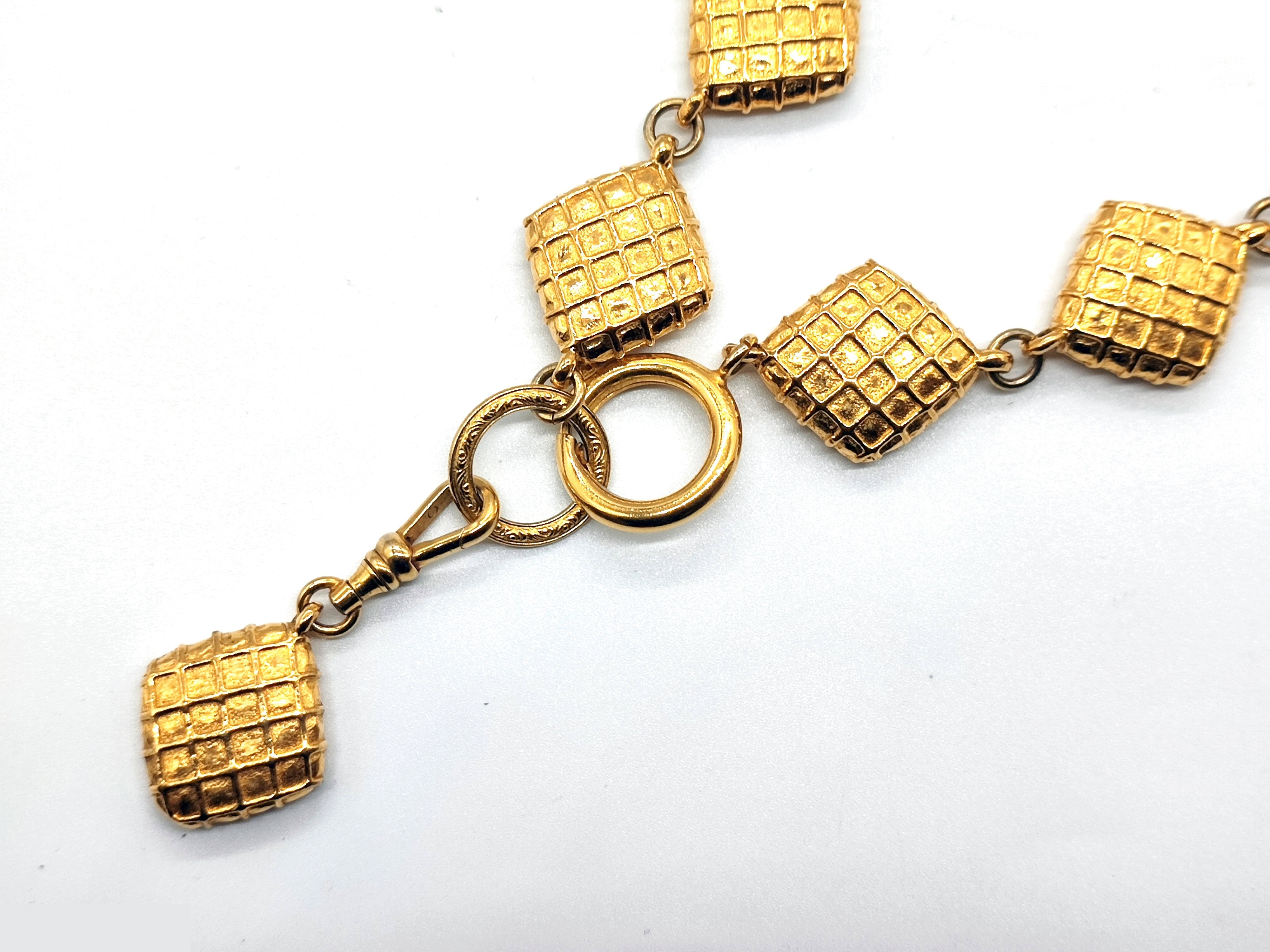 Matelassé diamond-shaped 13-strand necklace, neck circumference approximately 38cm — view 6