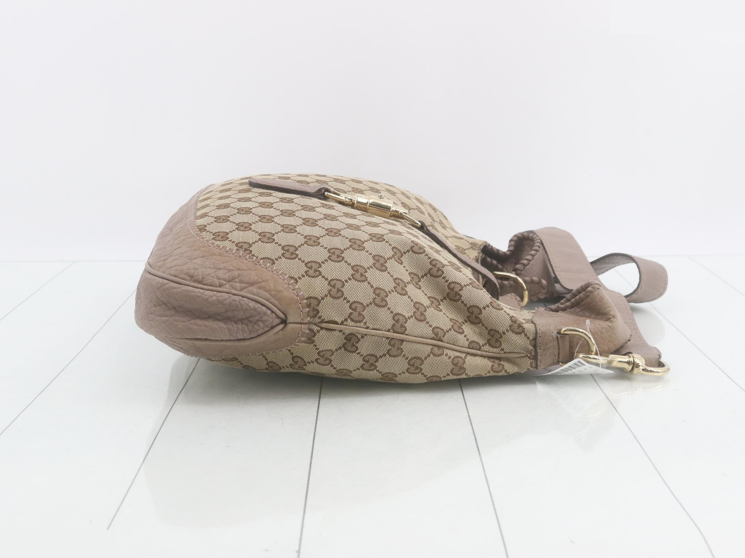 GG Canvas New Jackie Bamboo Shoulder Bag — view 3