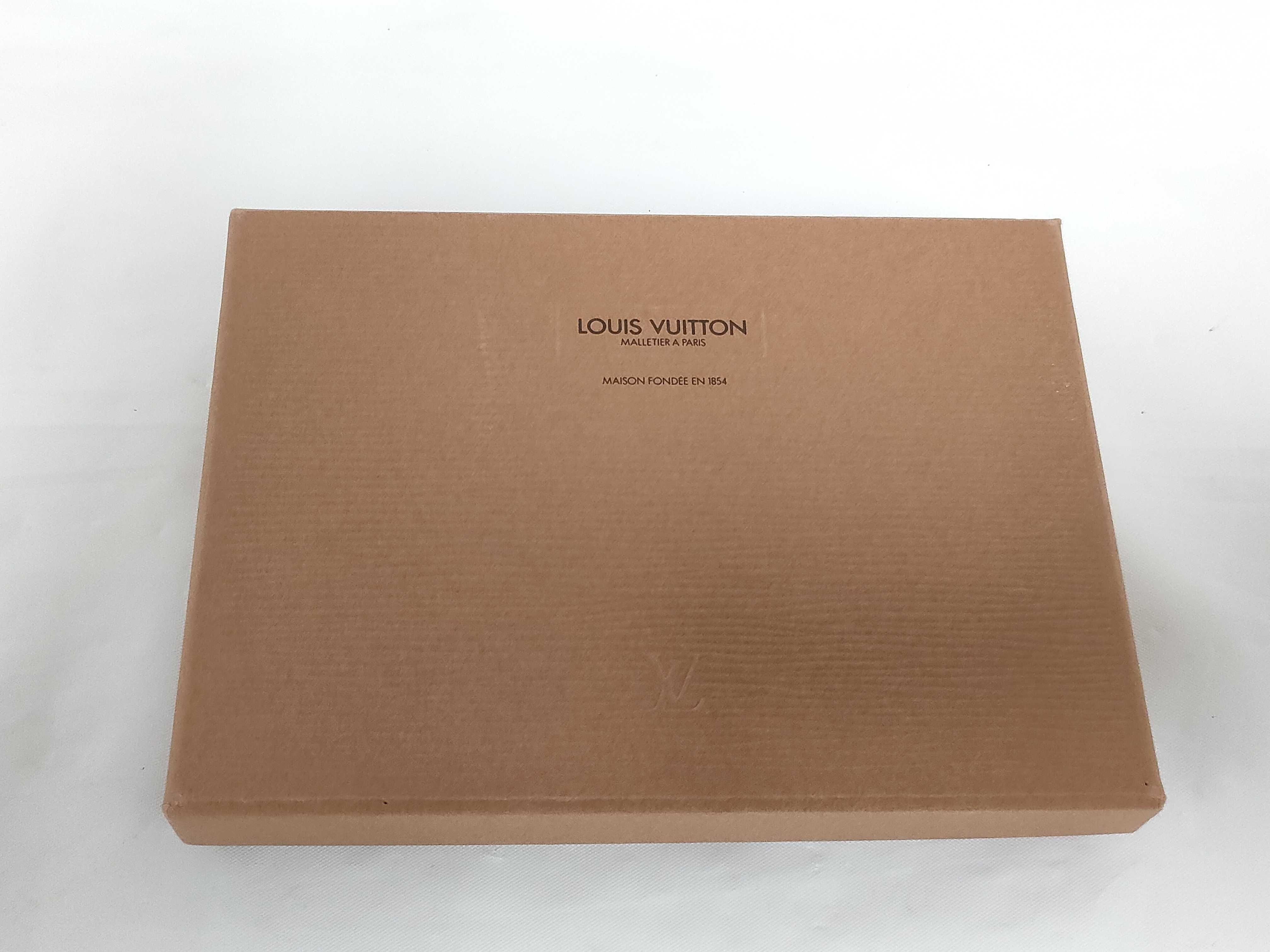 Taiga Agenda Notebook Cover — view 15