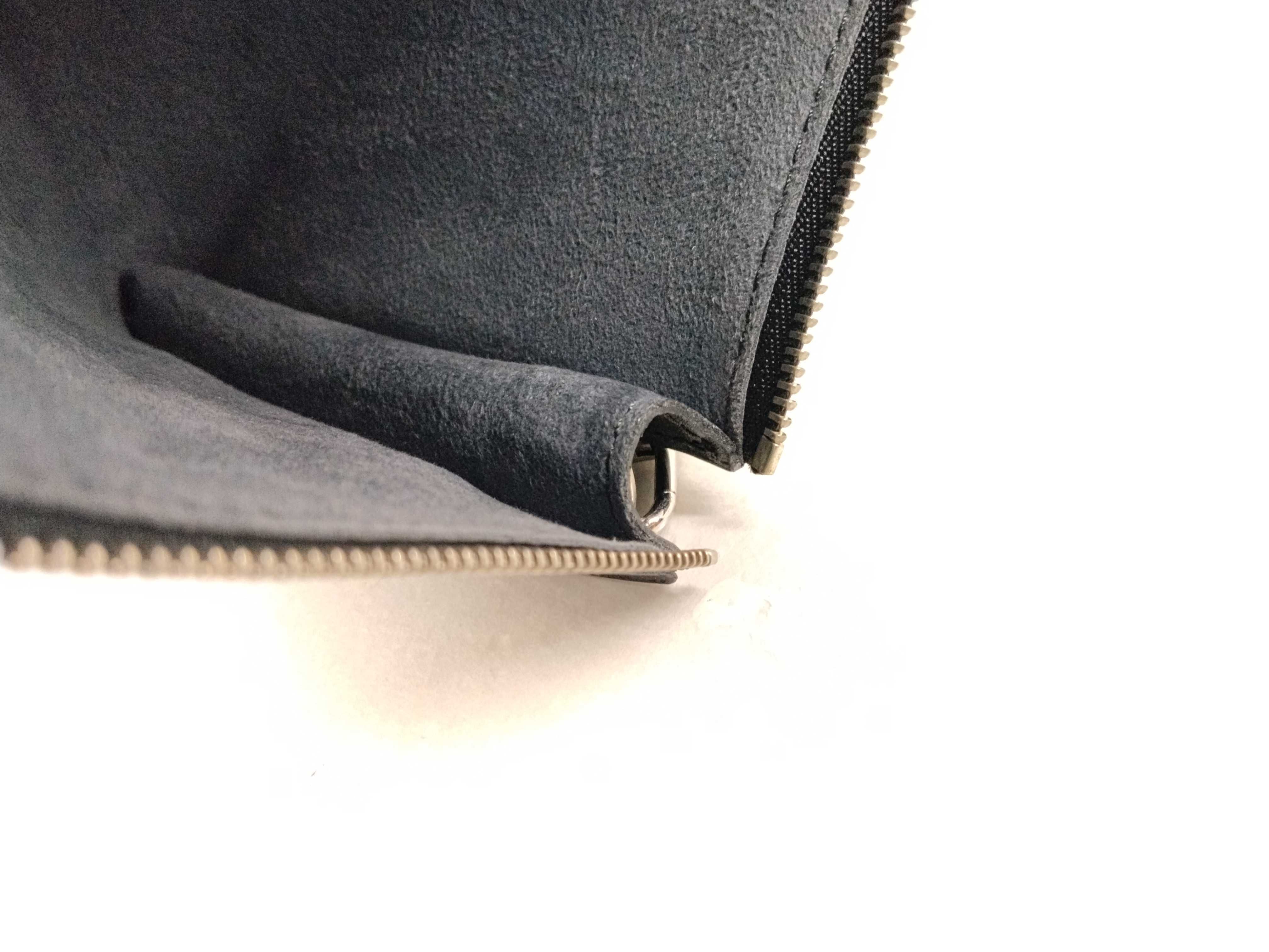 Epi Pochette Accessoires M52942 Silver Hardware Noir Pouch — view 12