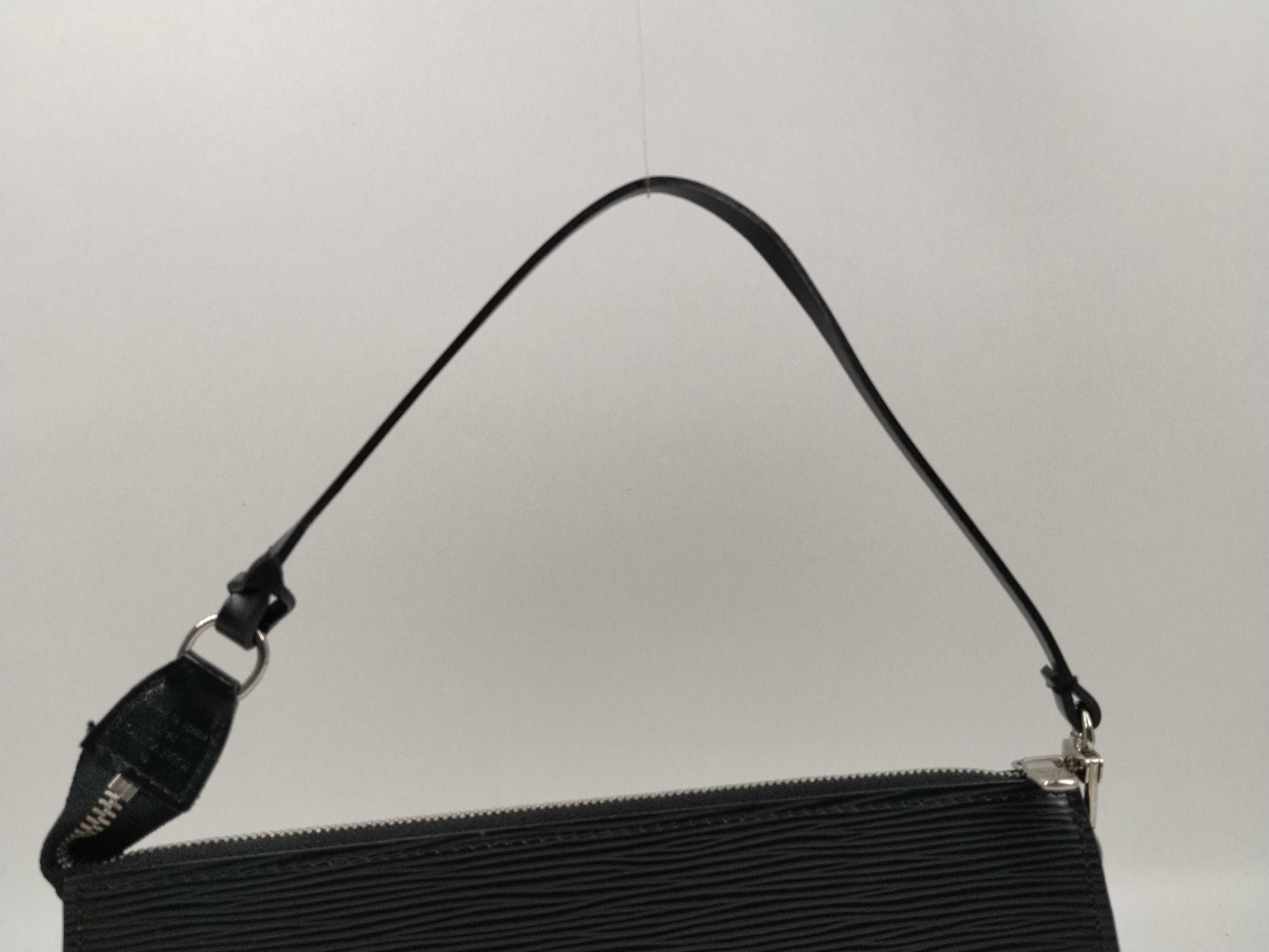 Epi Pochette Accessoires M52942 Silver Hardware Noir Pouch — view 4
