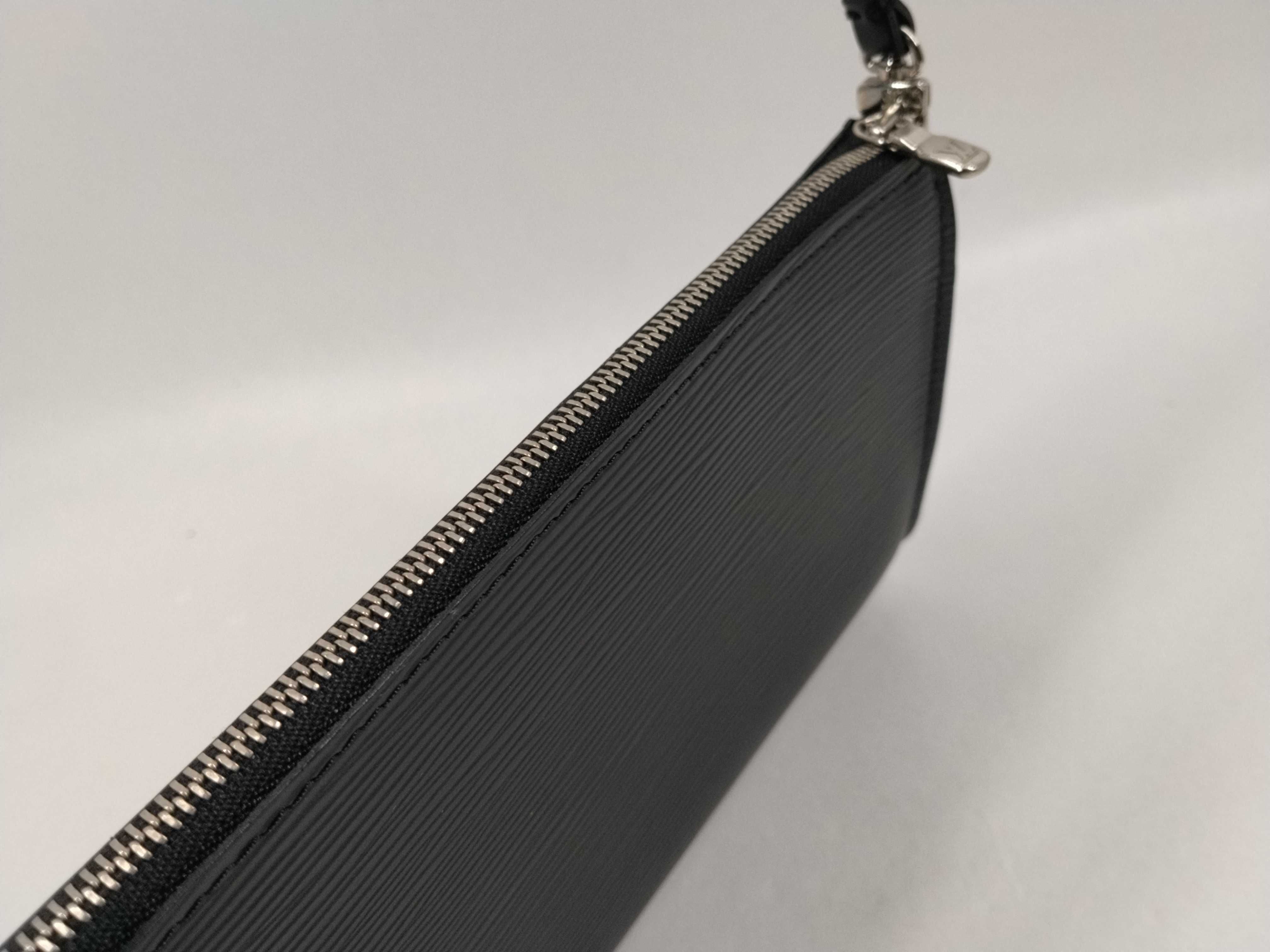 Epi Pochette Accessoires M52942 Silver Hardware Noir Pouch — view 6