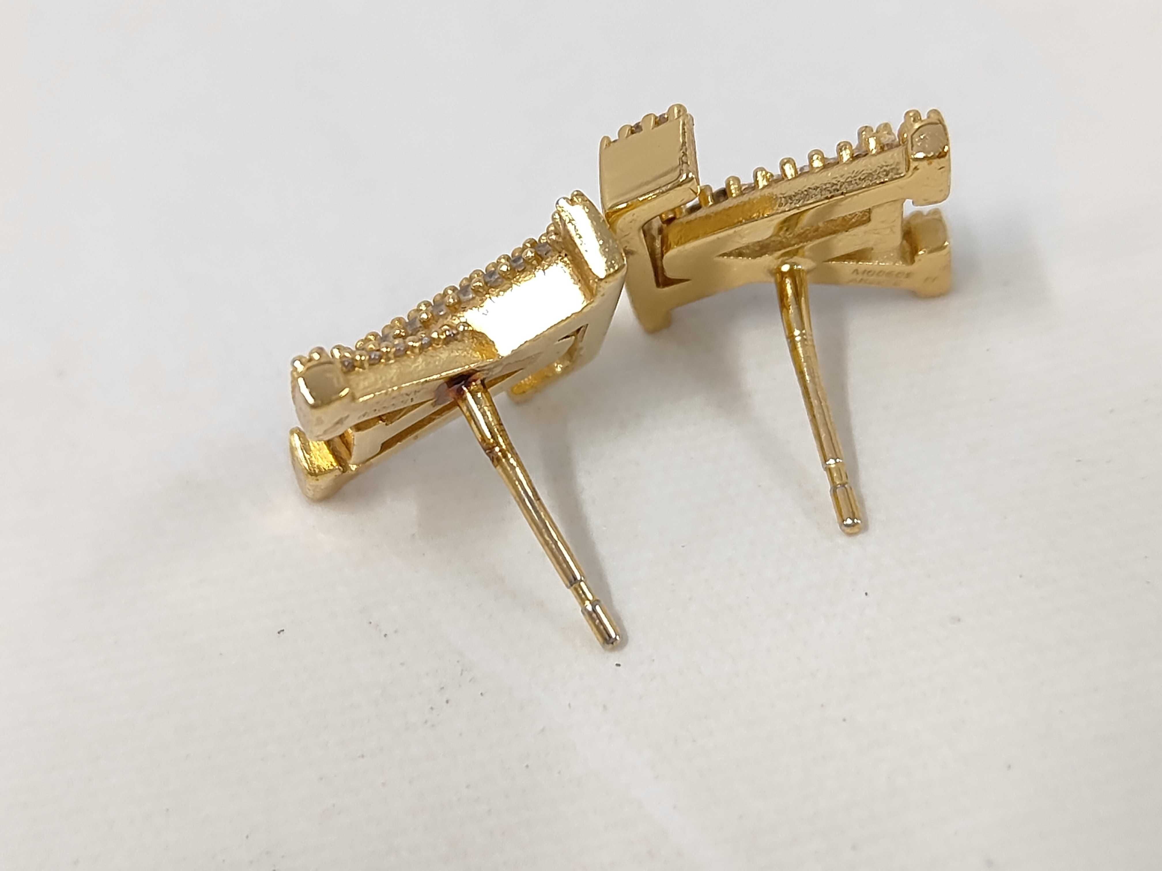 LV Iconic Rhinestone Earrings M00609 — view 7