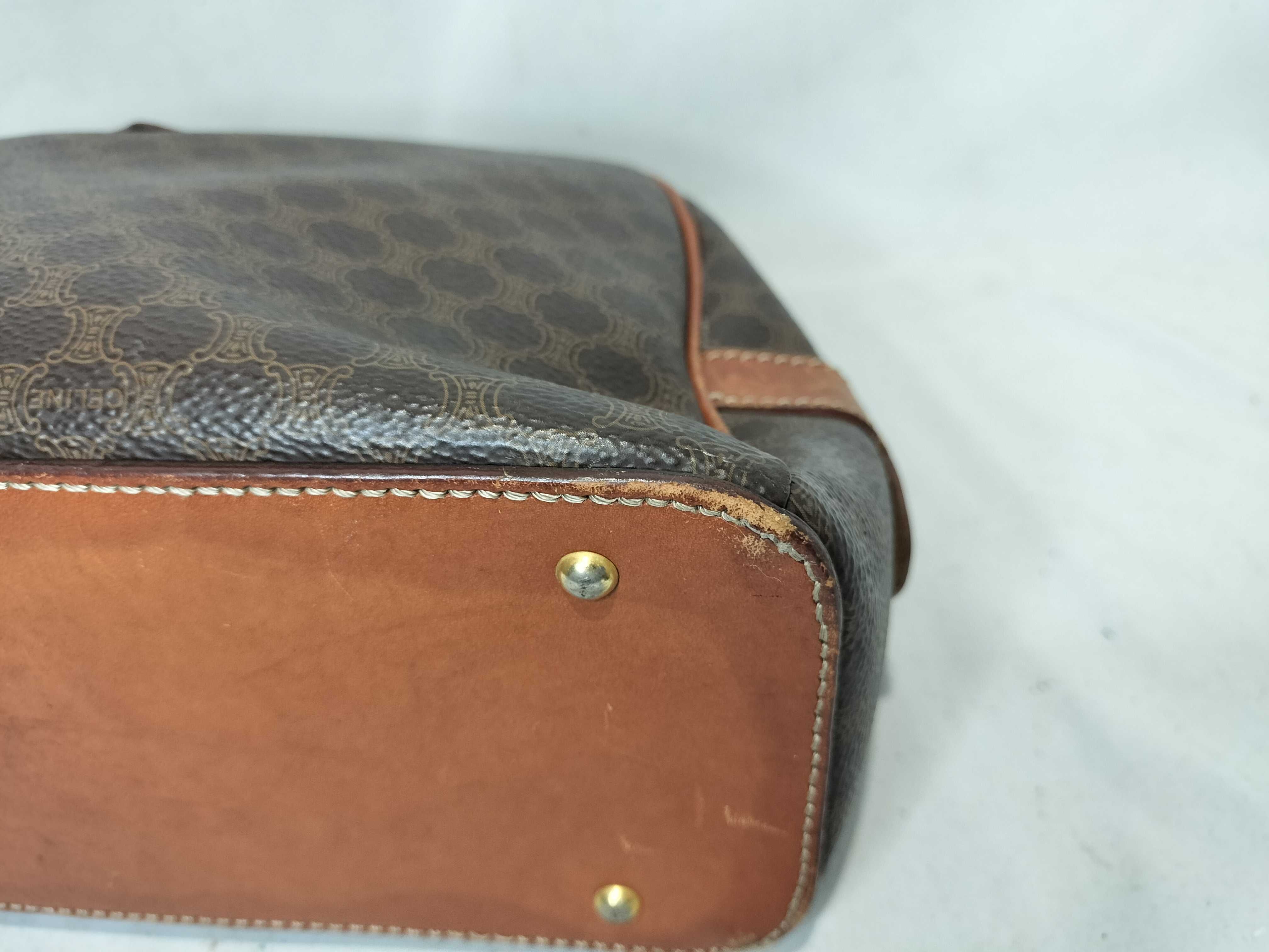 Triomphe Handbag — view 7