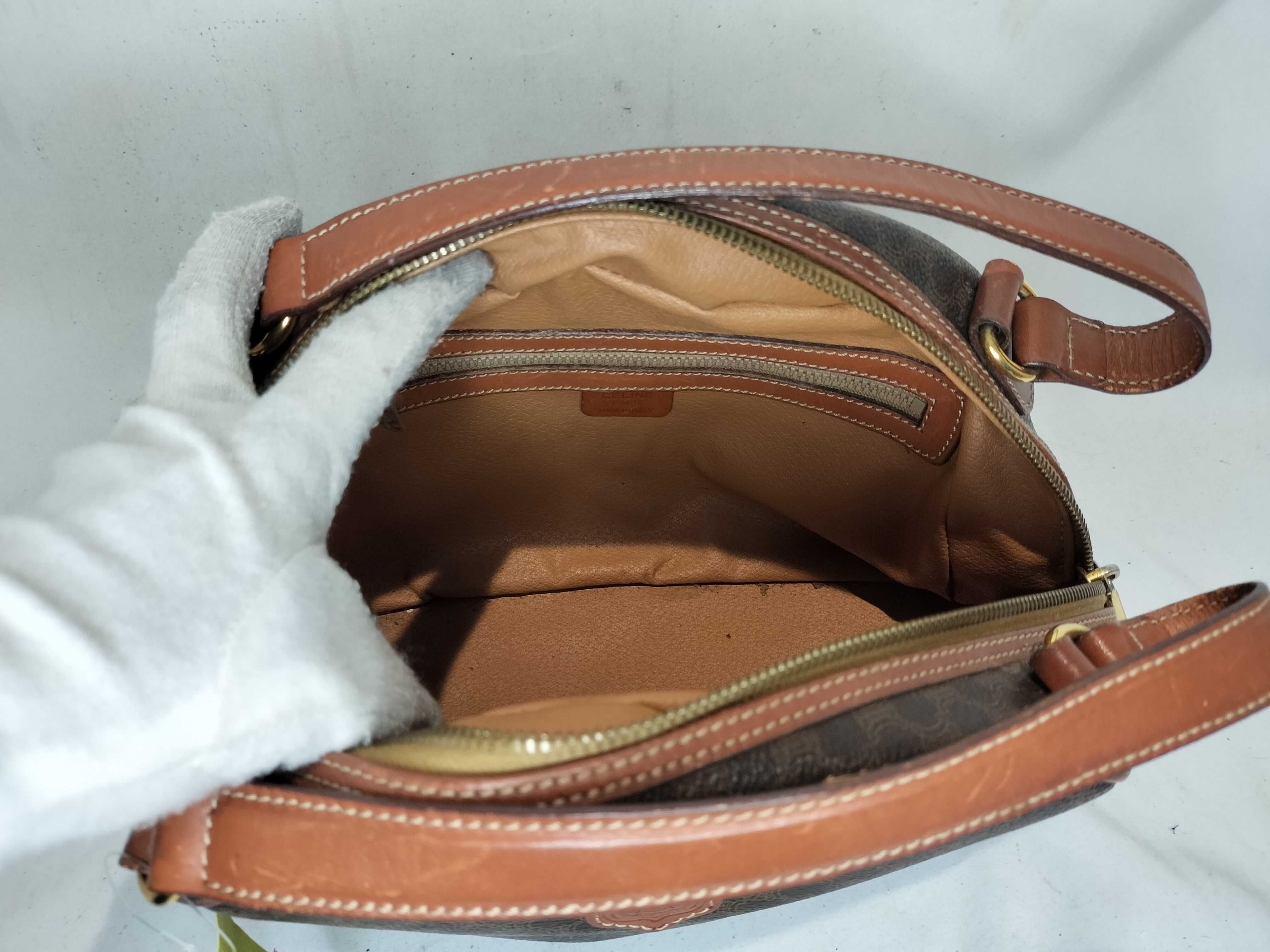 Triomphe Handbag — view 10