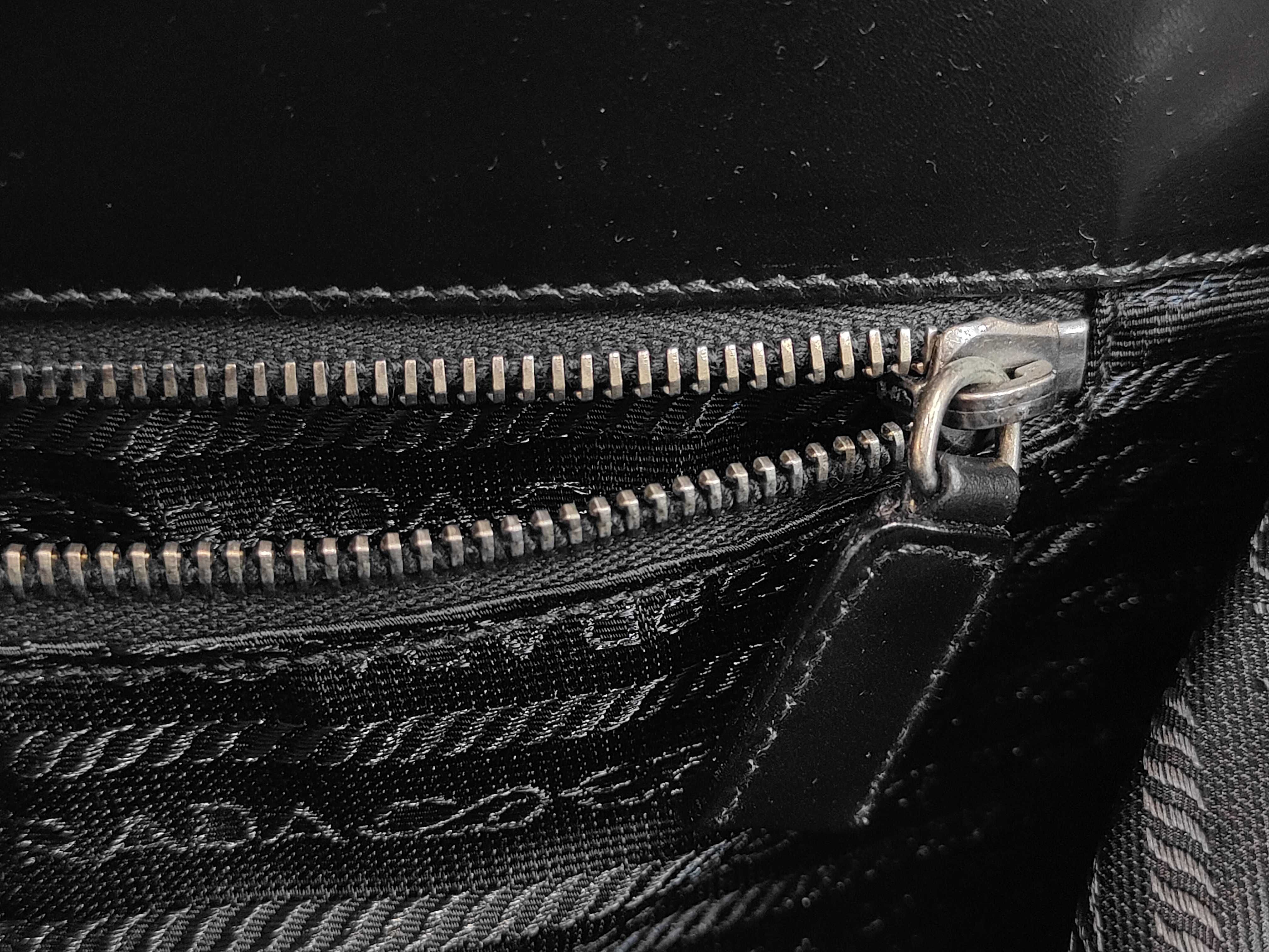 smooth leather NERO (black) office bag/tote bag with shop stamp and guarantee card. — view 10