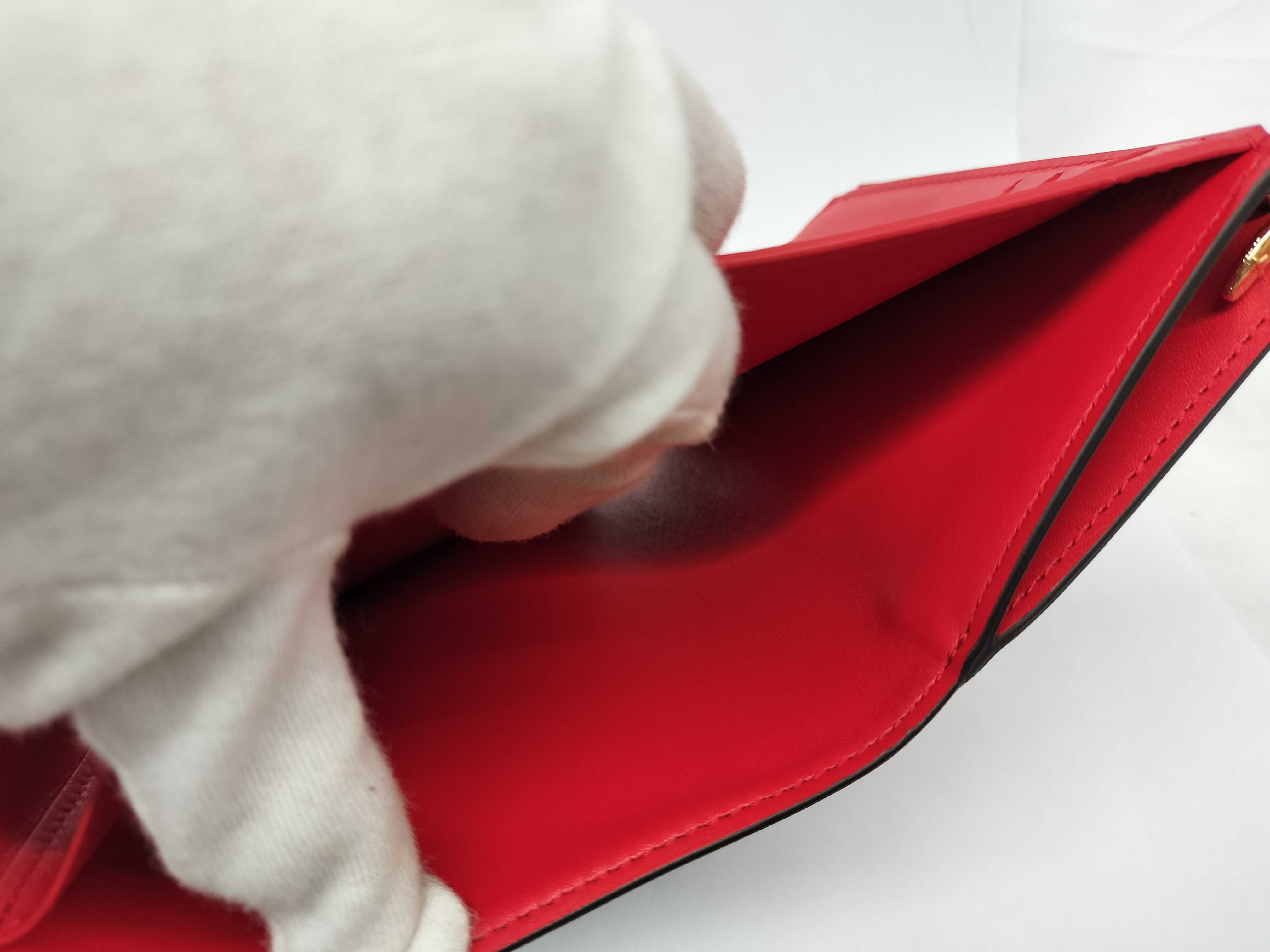 M62567 Wallet — view 14