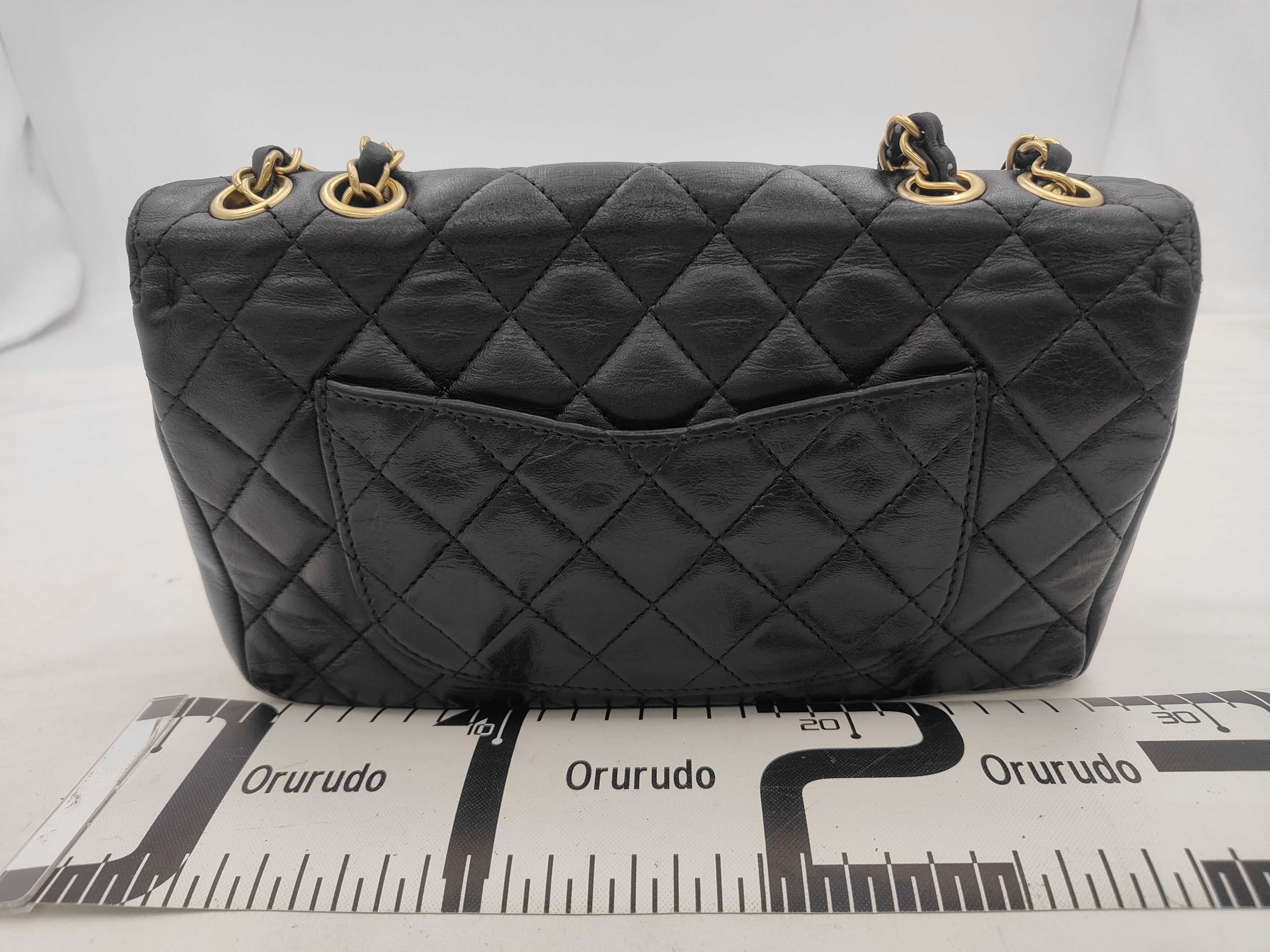 Chain Shoulder Bag, Lambskin, Black and Gold, Matelassé, Series 21 (Shoulder Bag) — view 2