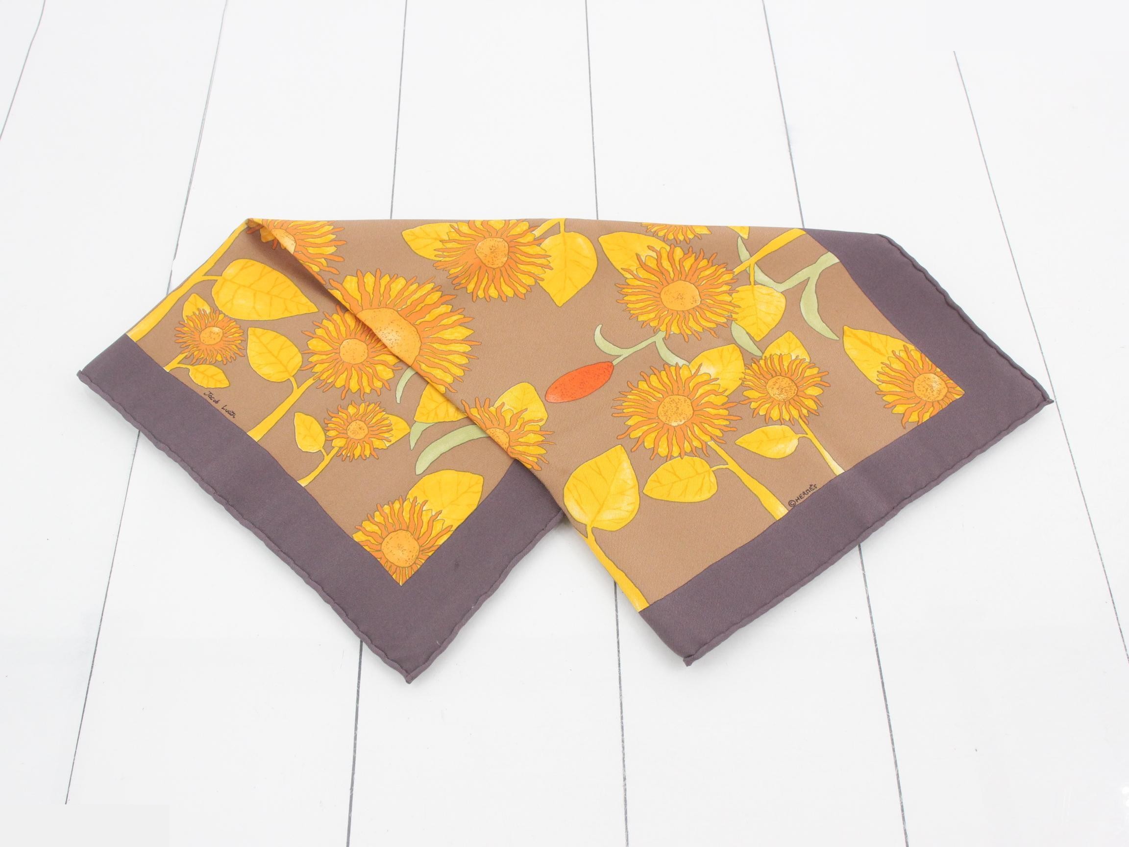 Carré 45 Scarf — view 3