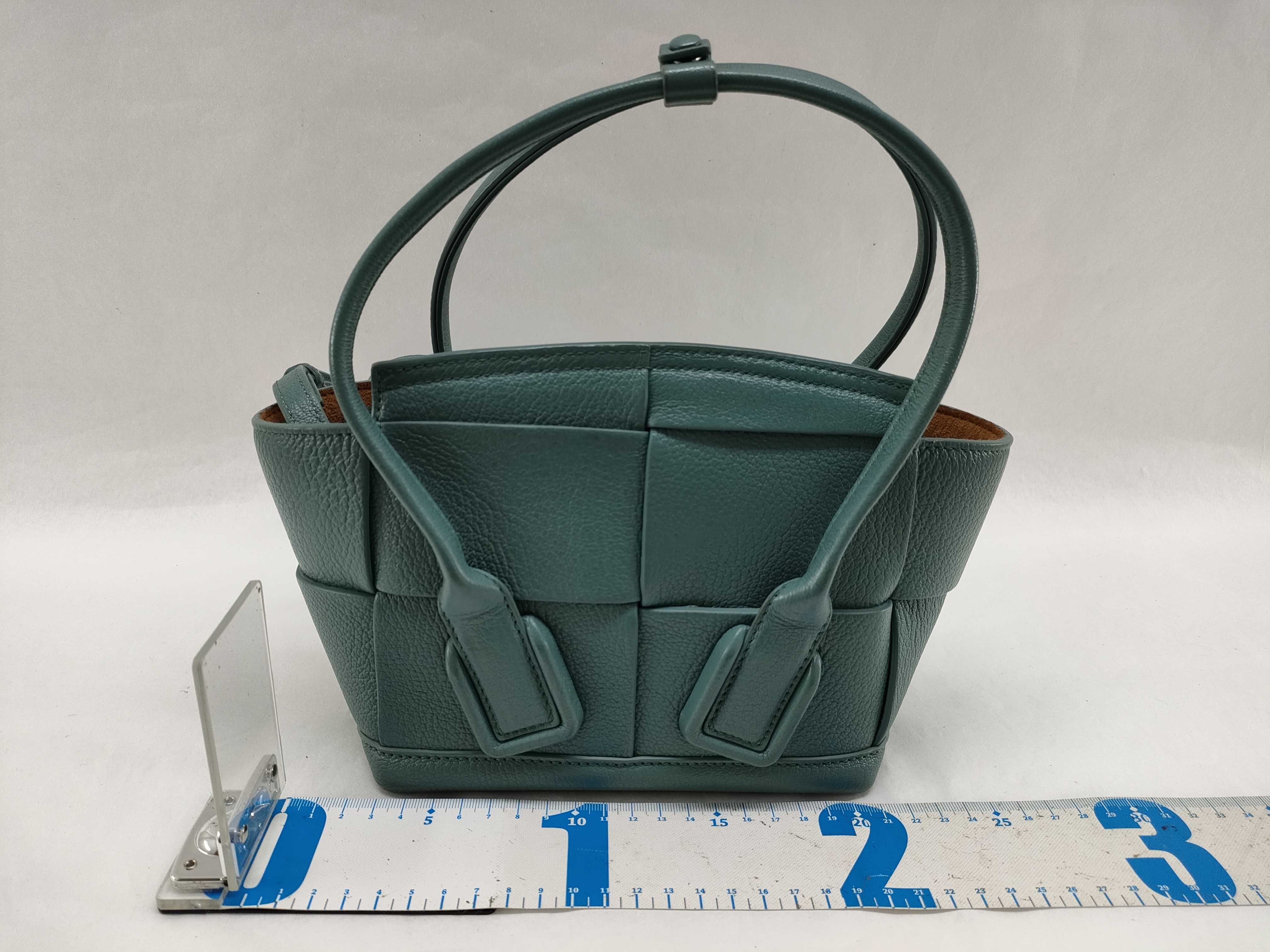 Intrecciato Arco 2-Way Handbag Shoulder Bag — view 2
