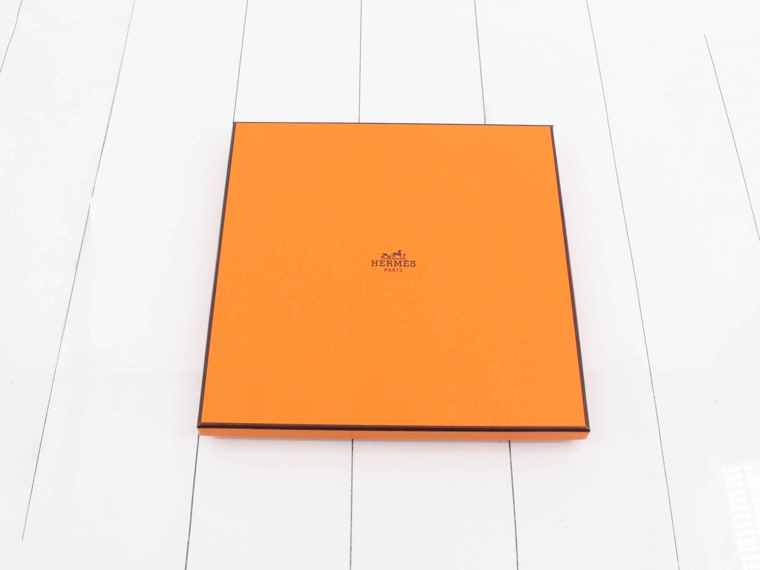 Hermès Carre 90 Silk Scarf - Hermès Chicks — view 4