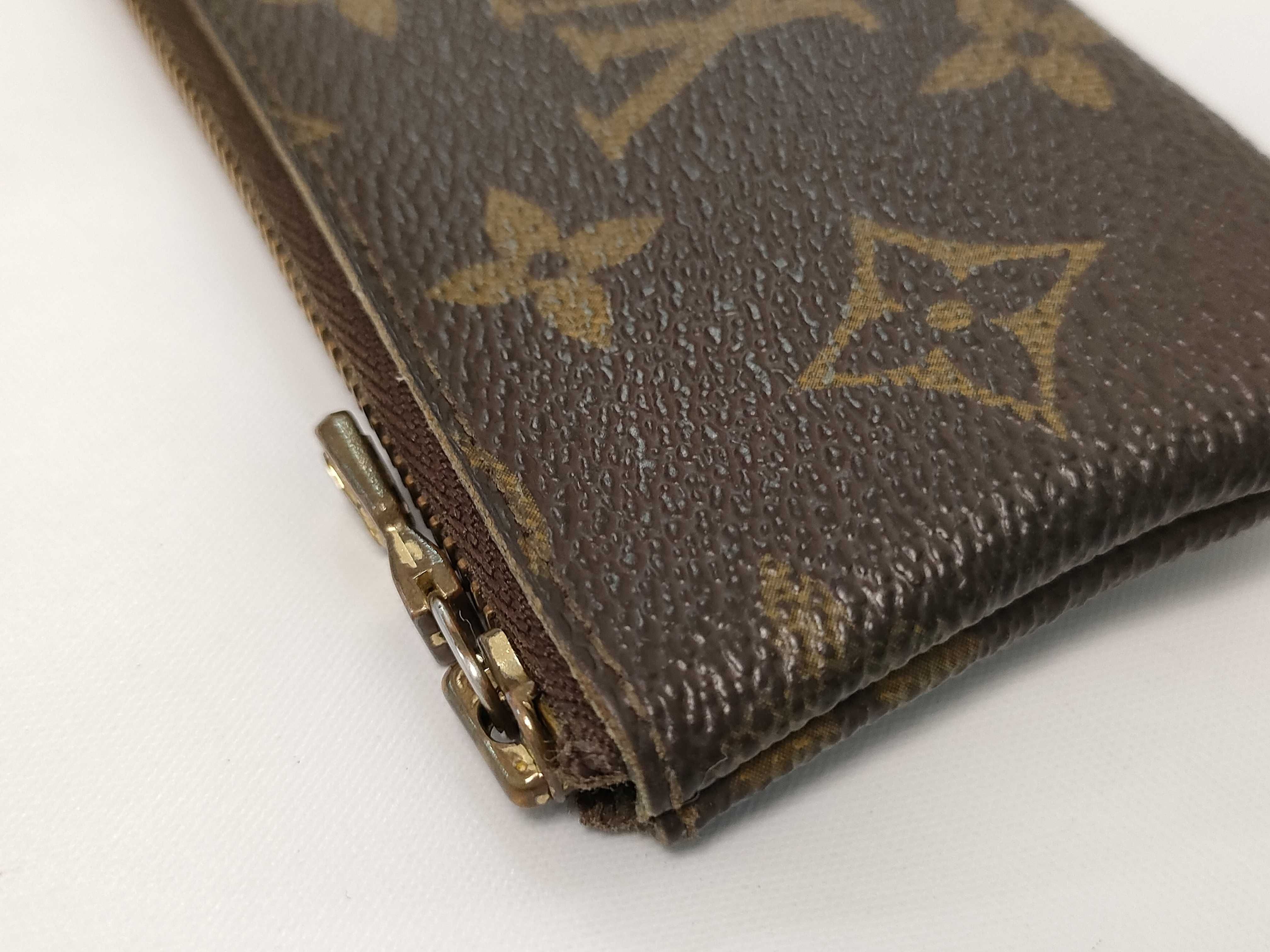 Monogram Vuitton Pochette Cleat Coin Case — view 3