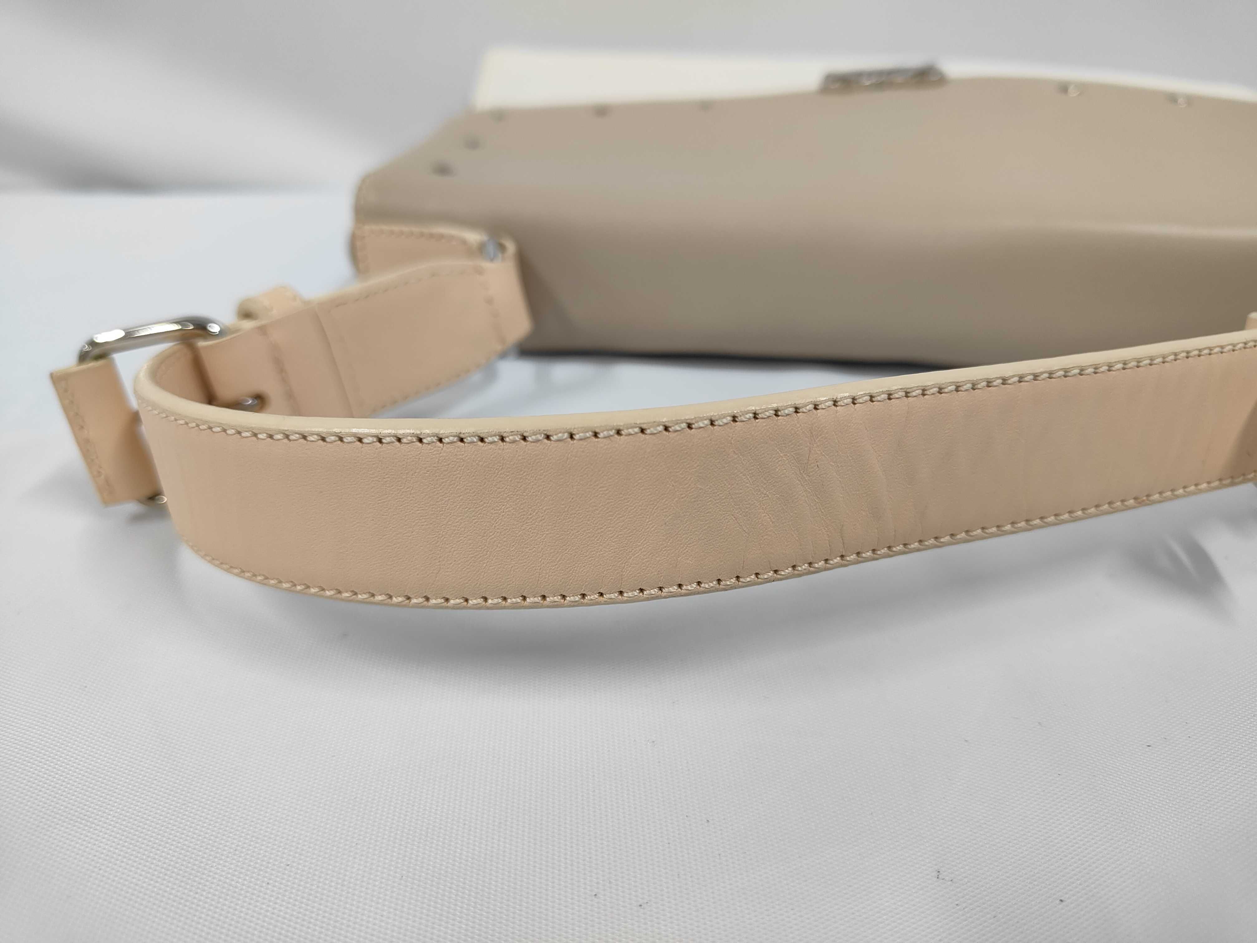 Leather One-Shoulder Bag. Accessories: Dust bag. Handbag. — view 5