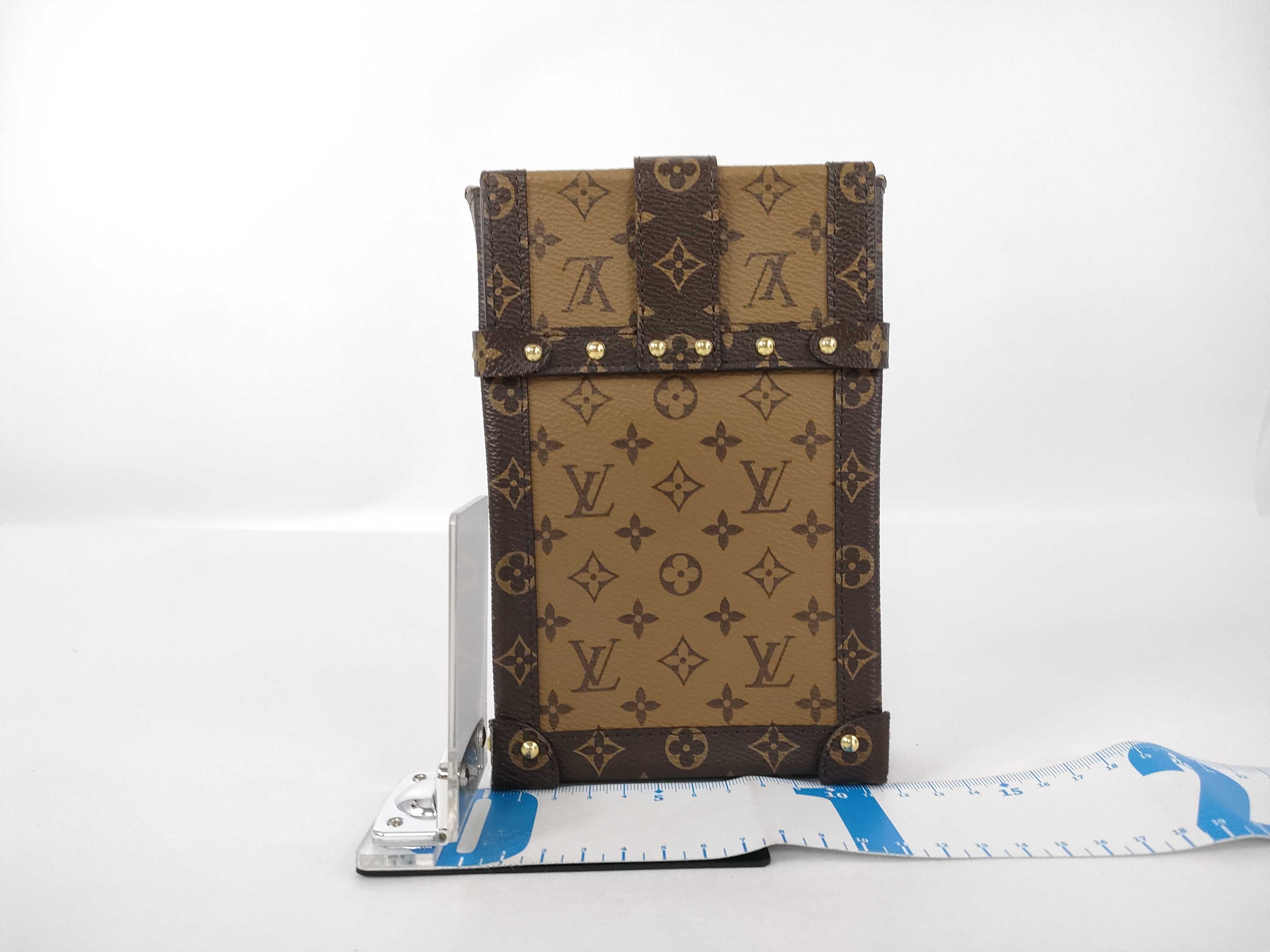 Monogram Louis Vuitton Monogram Reverse Pochette Trunk Vertical M67873 Shoulder Bag — view 2