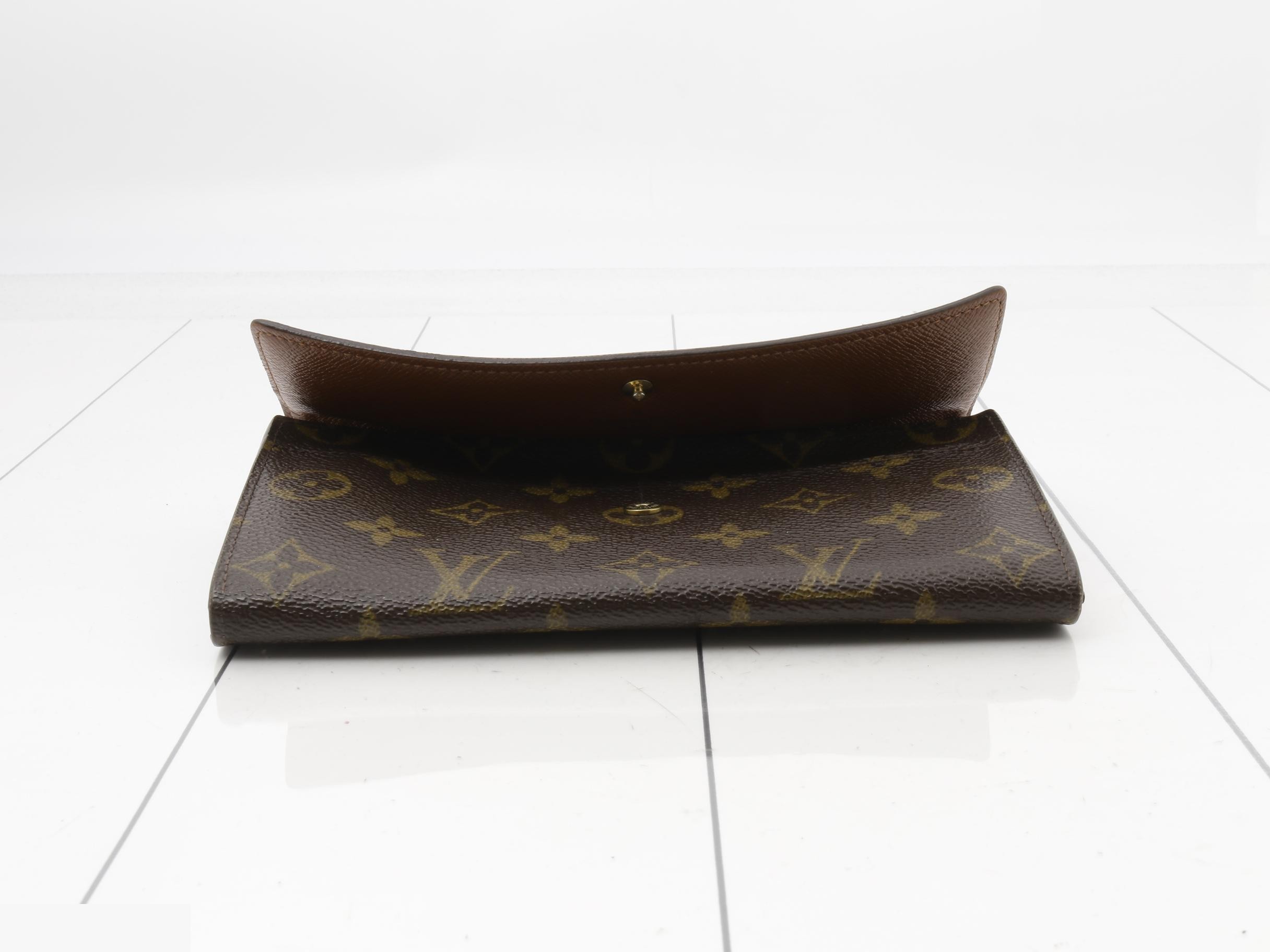 Long Wallet — view 3