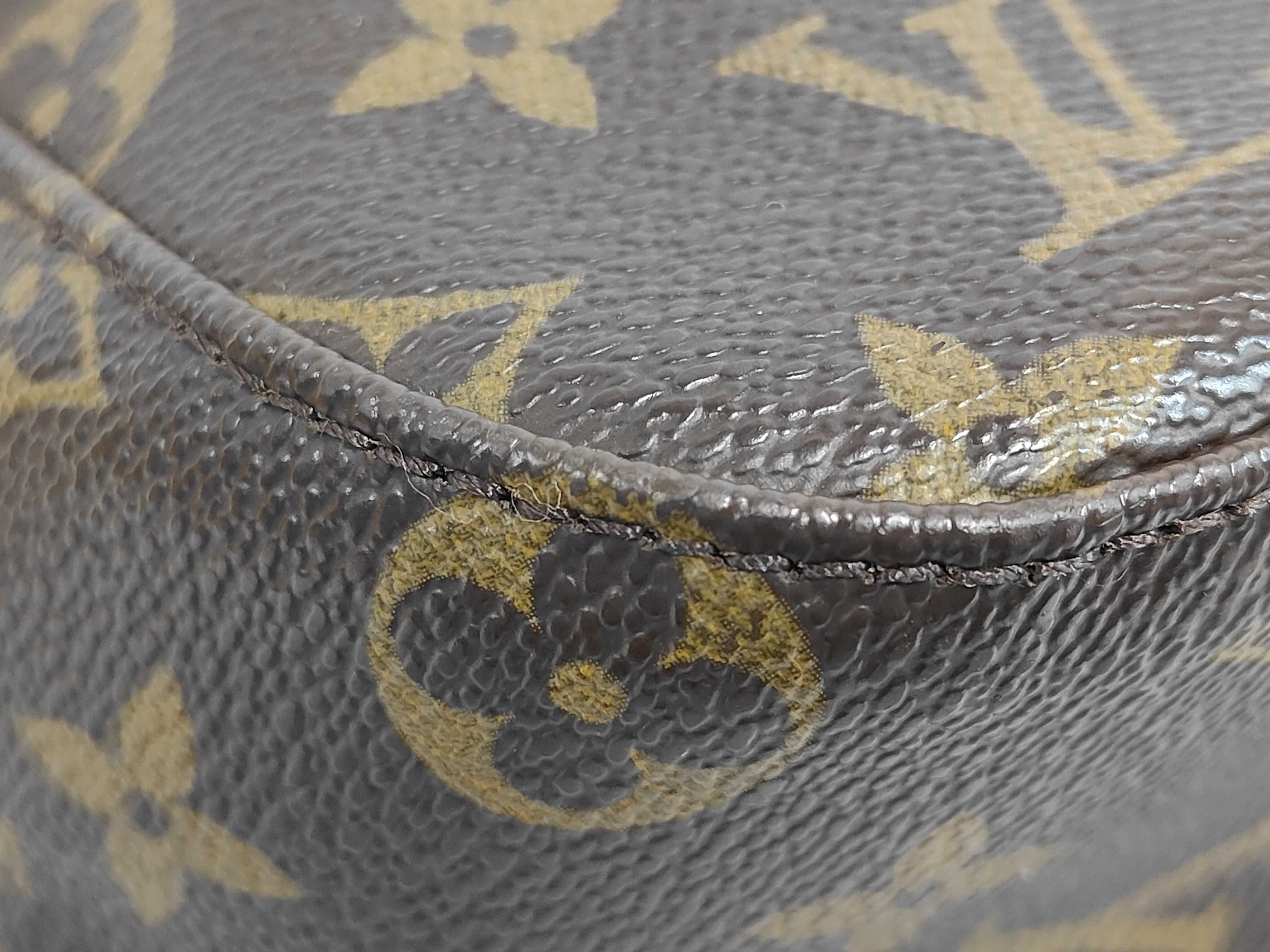 Monogram Looping MM Shoulder Bag — view 3