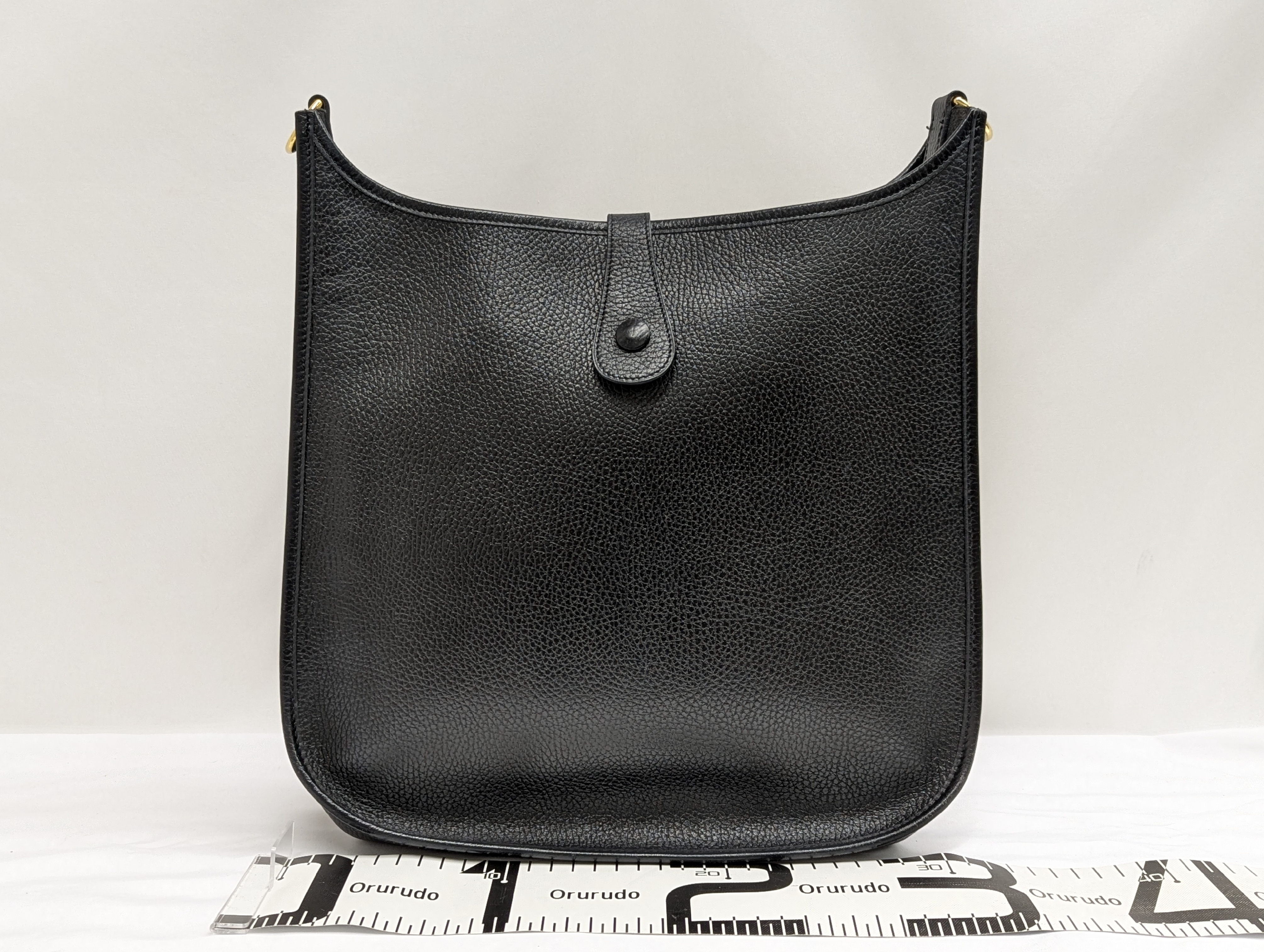 Evelyne I GM Ardennes Gold Hardware A Stamp Shoulder Bag — view 2