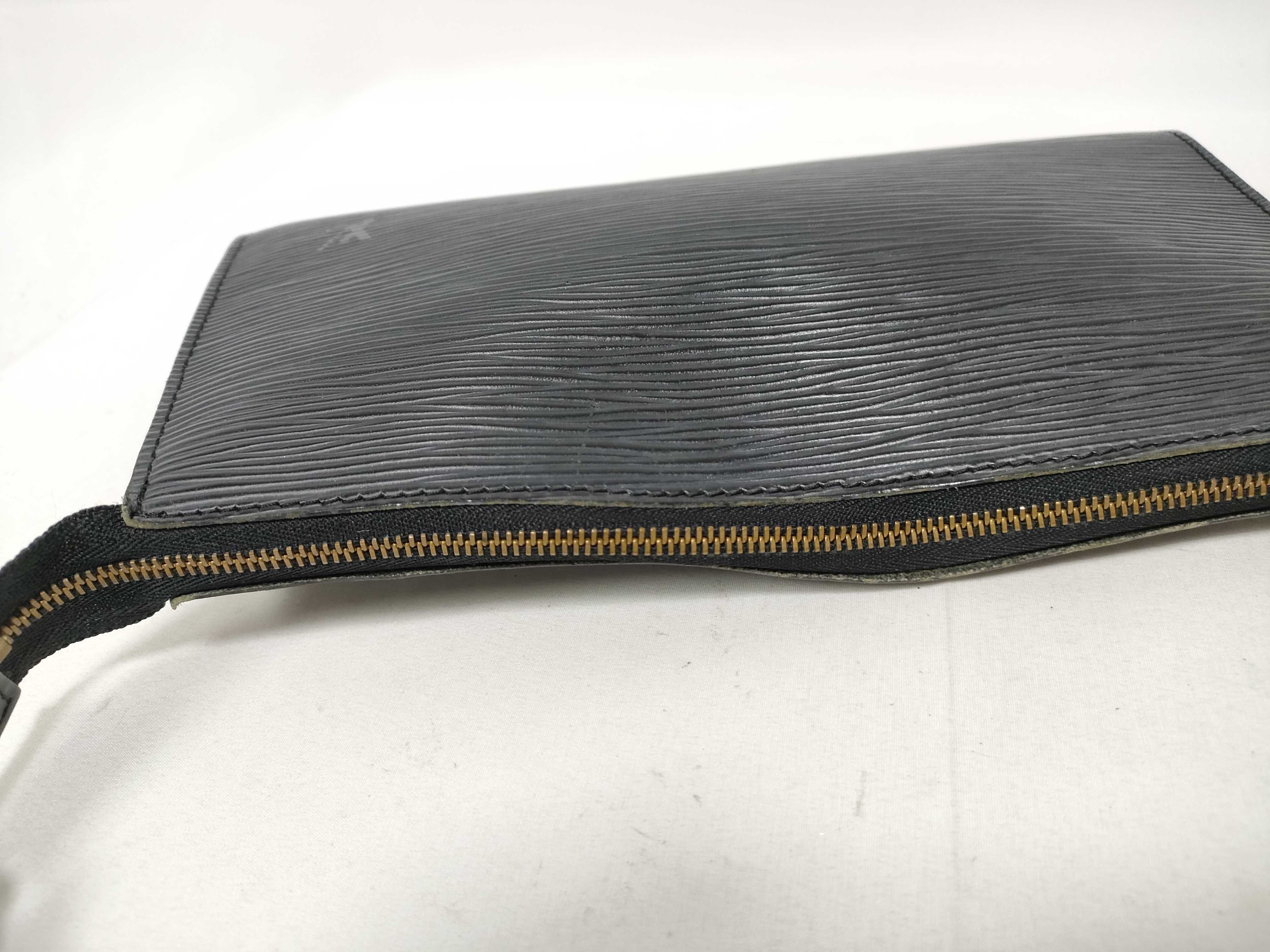 Epi Pouch M52942 — view 12