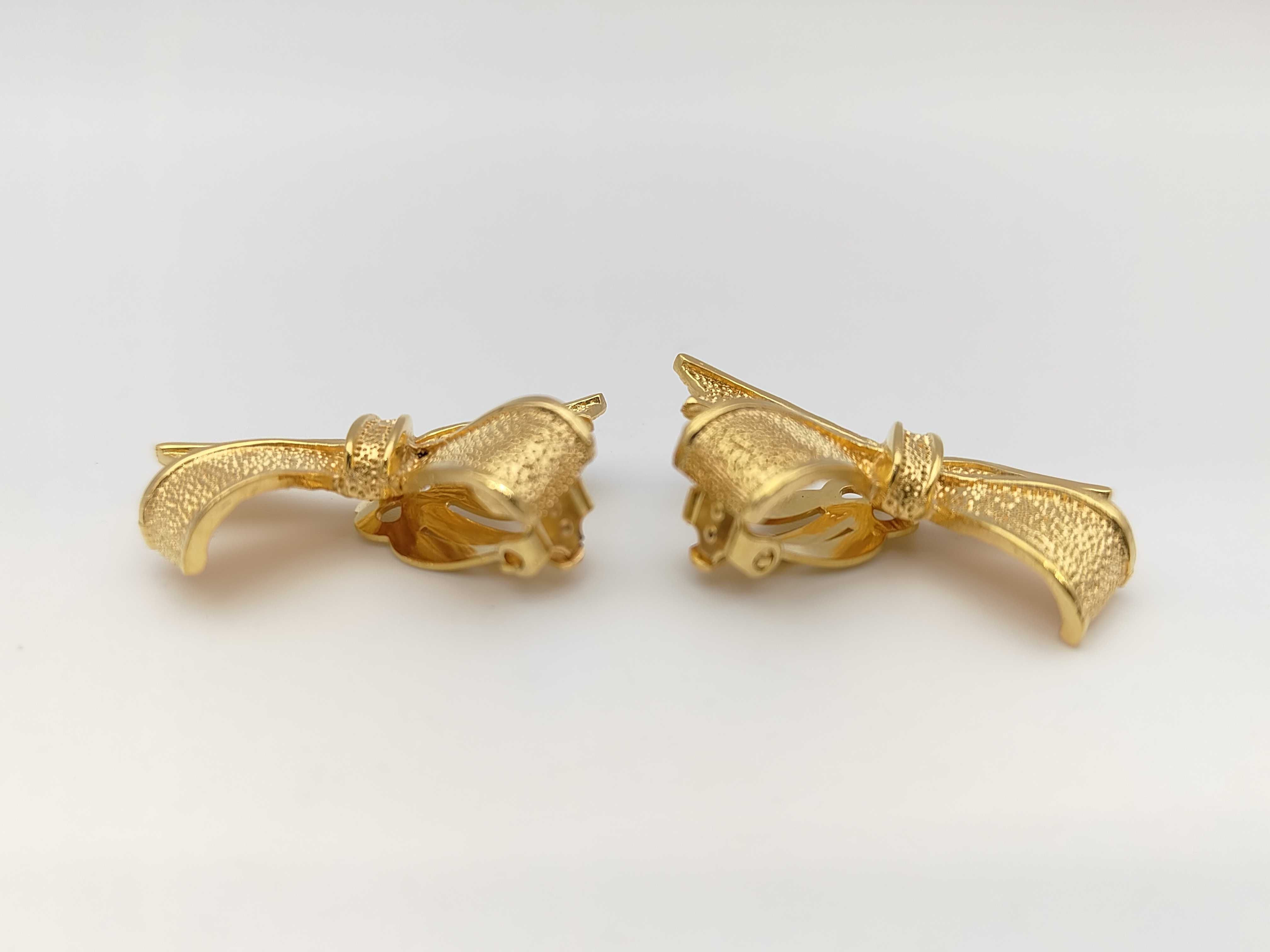 engraved, rare ribbon earrings — view 3