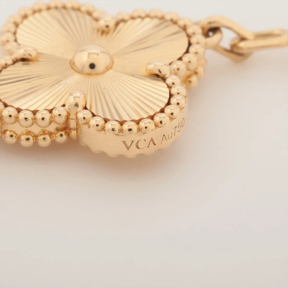 Vintage Alhambra Guilloche 5P Diamond Bracelet 750(YG) 17.2g JC234793 Engraving is — view 5