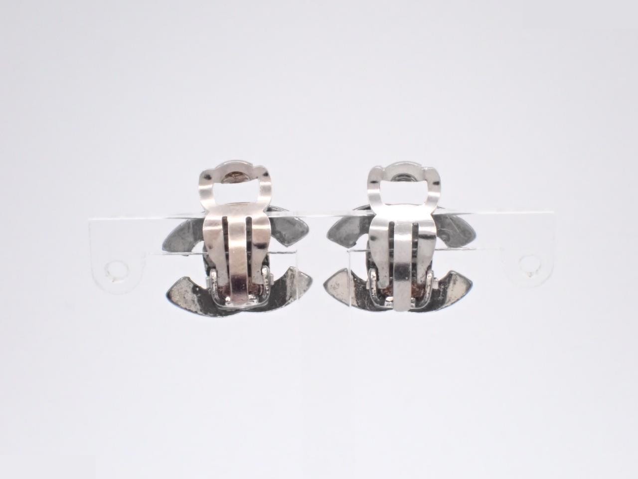 Brooch, Coco Mark, Silver — view 2