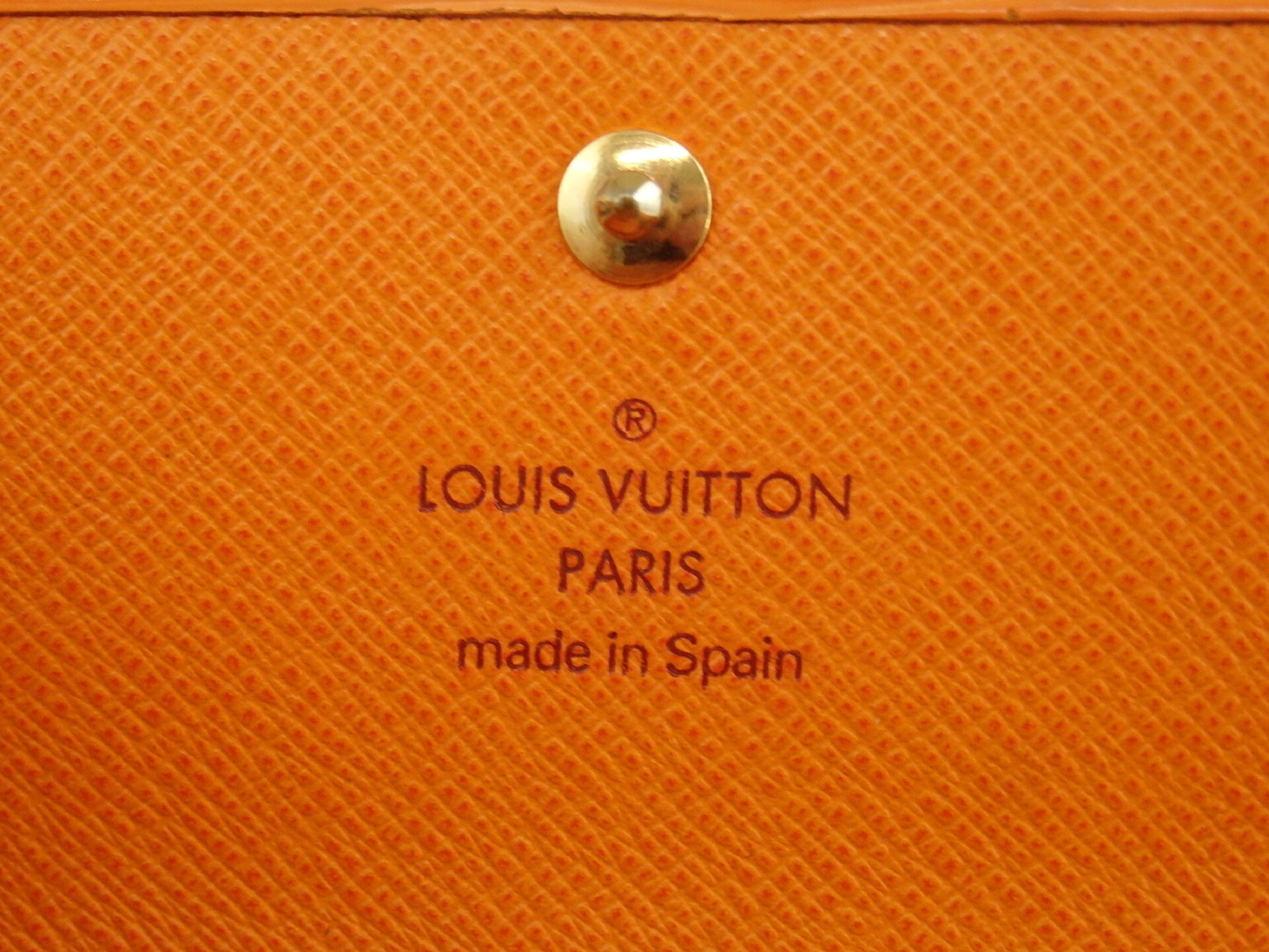 Epi Portefeuille Tresor International Wallet — view 11