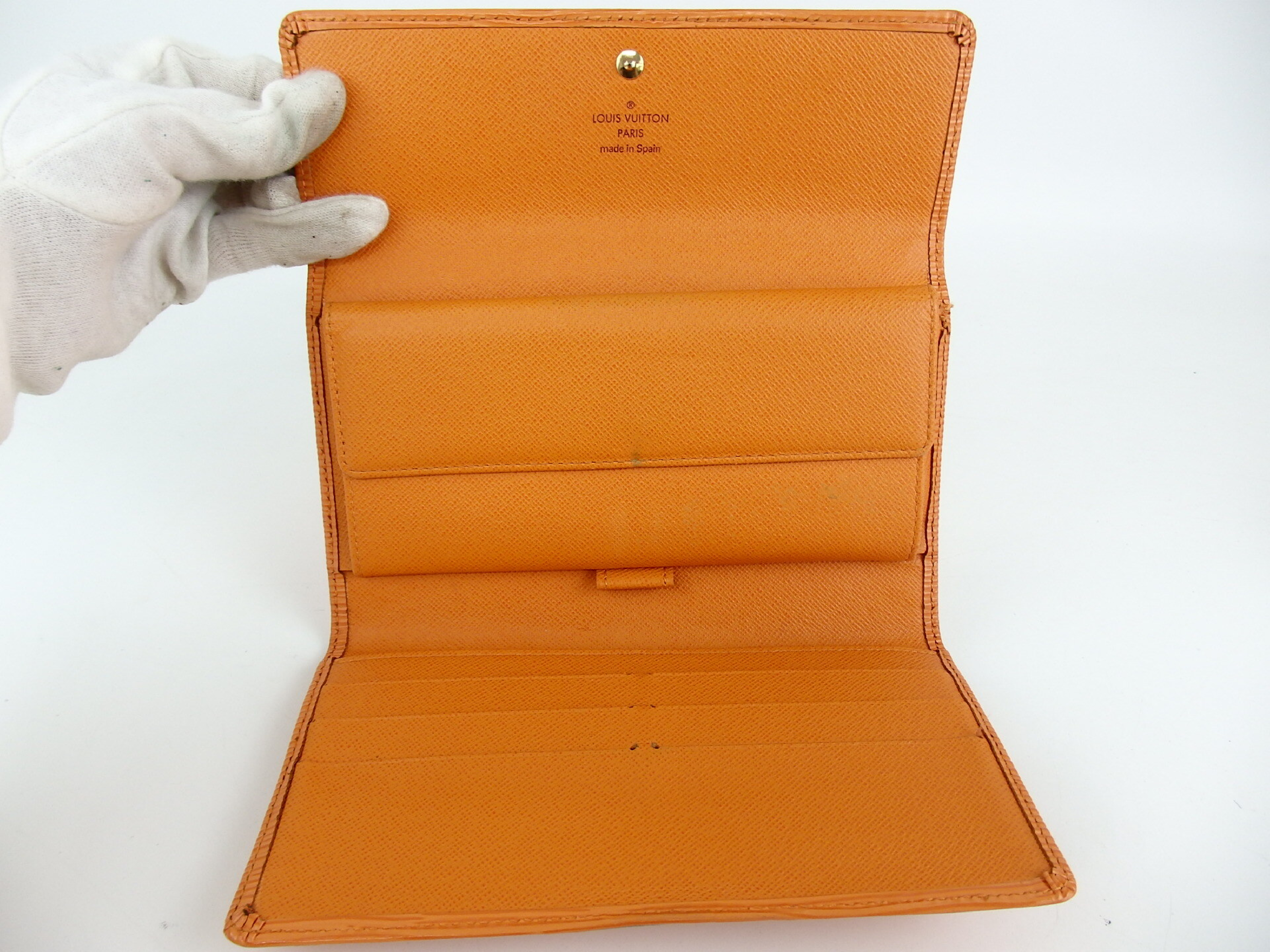 Epi Portefeuille Tresor International Wallet — view 7