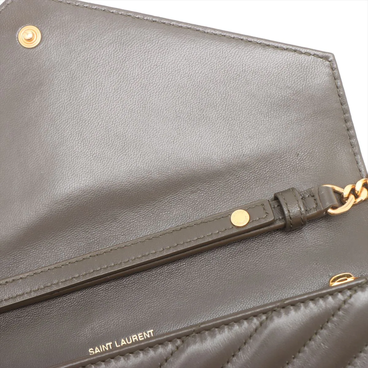 Cassandra Leather Chain Wallet Khaki 377828 — view 12