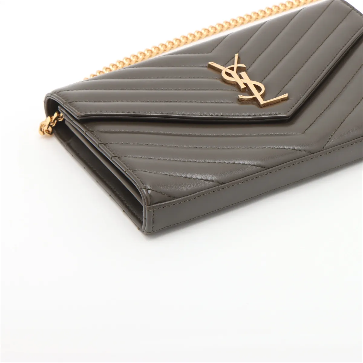 Cassandra Leather Chain Wallet Khaki 377828 — view 4