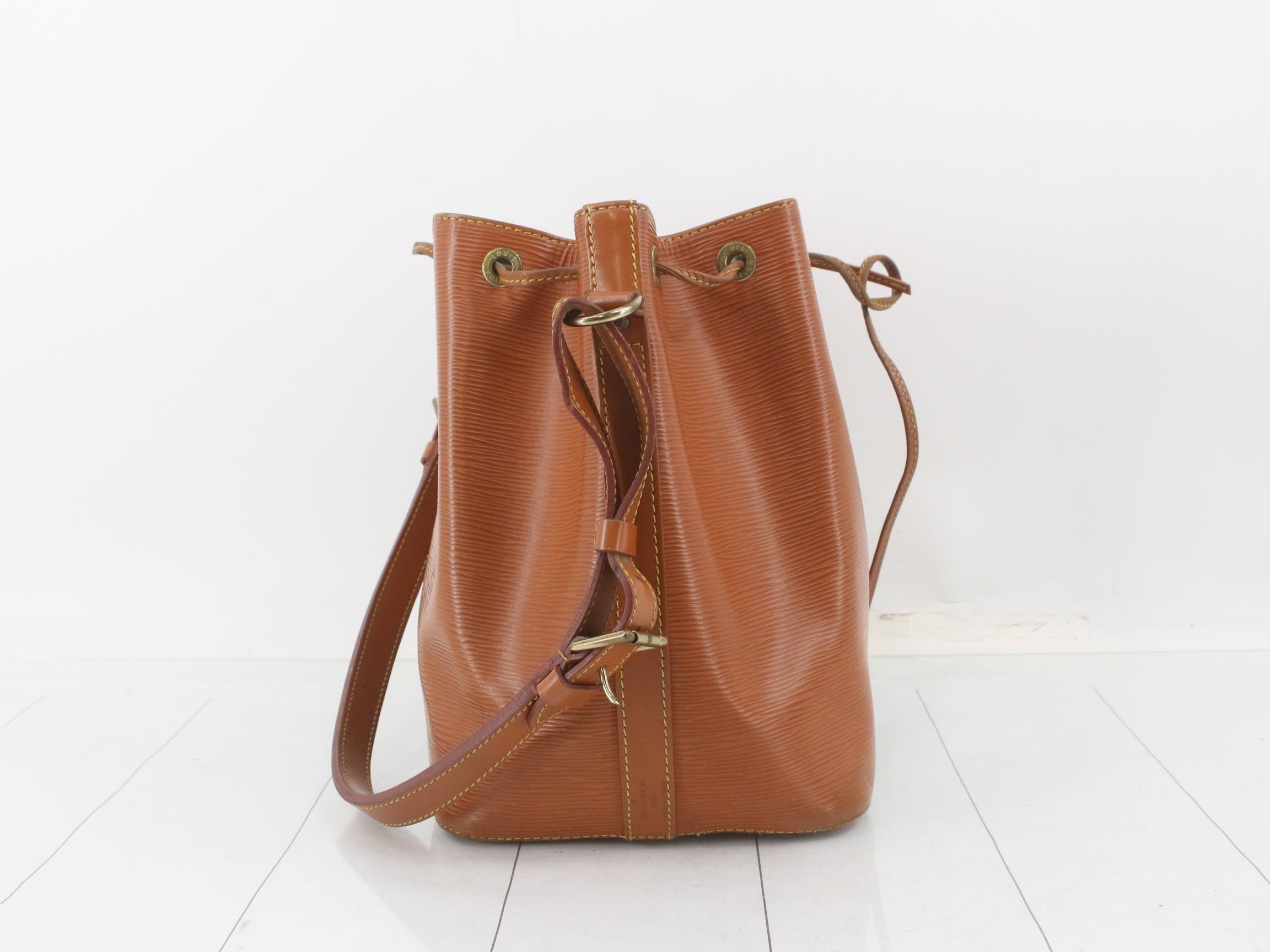 Epi Petit Noe 2WAY Shoulder Bag — view 4