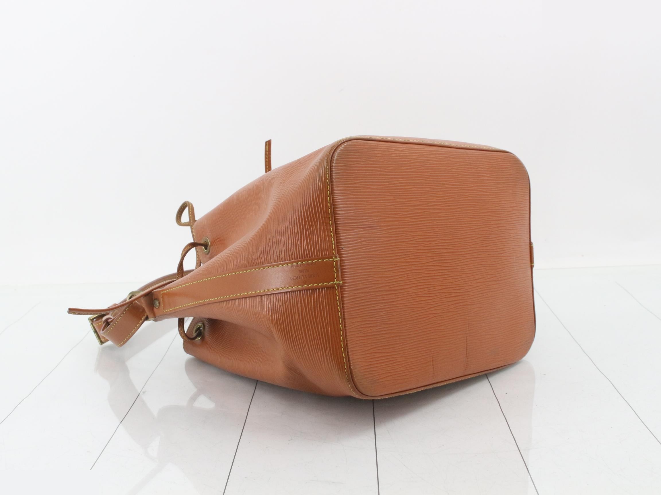 Epi Petit Noe 2WAY Shoulder Bag — view 5