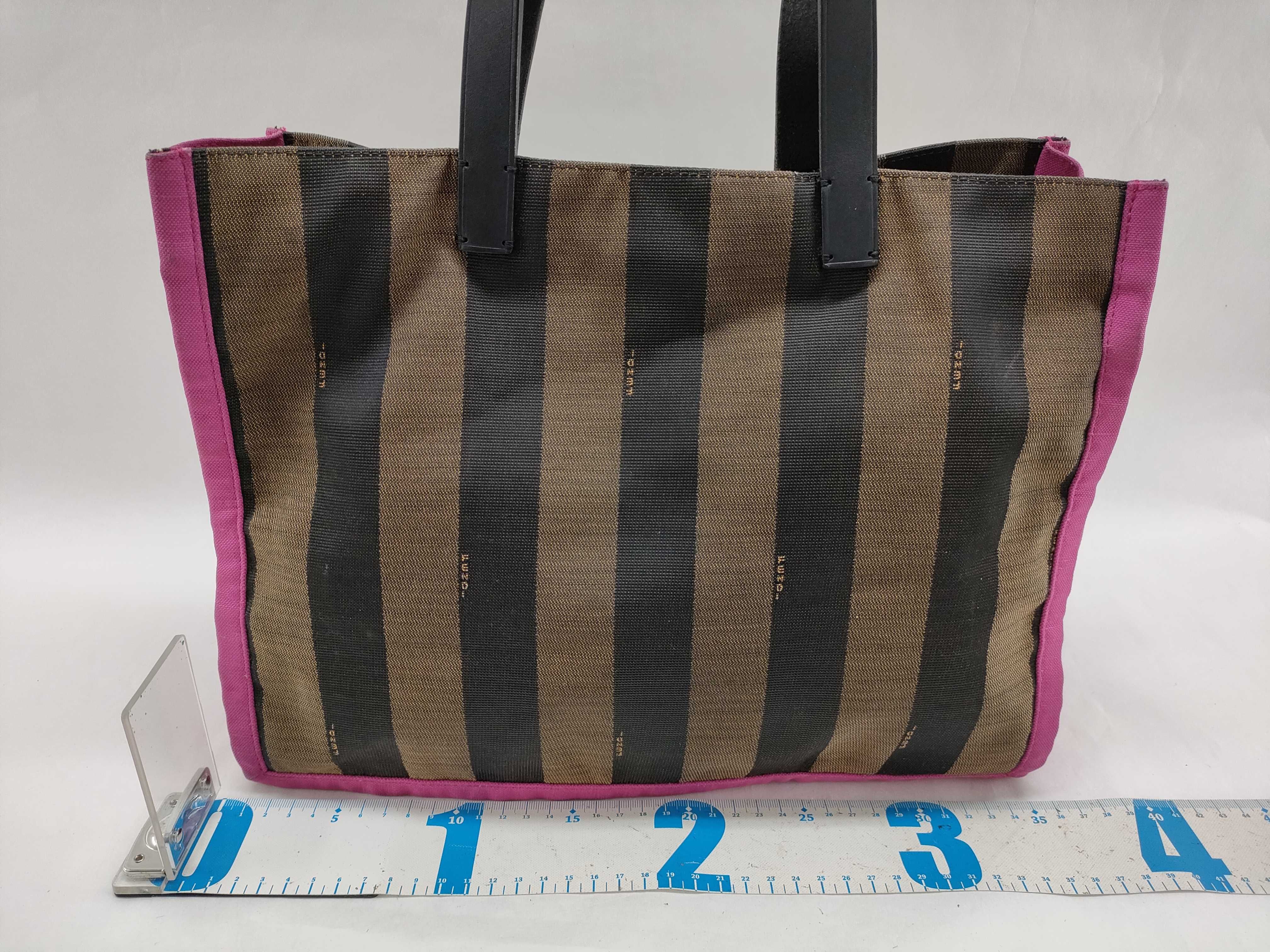 Pecan Pattern Nylon Tote Bag with Pink Side Pouch — view 2
