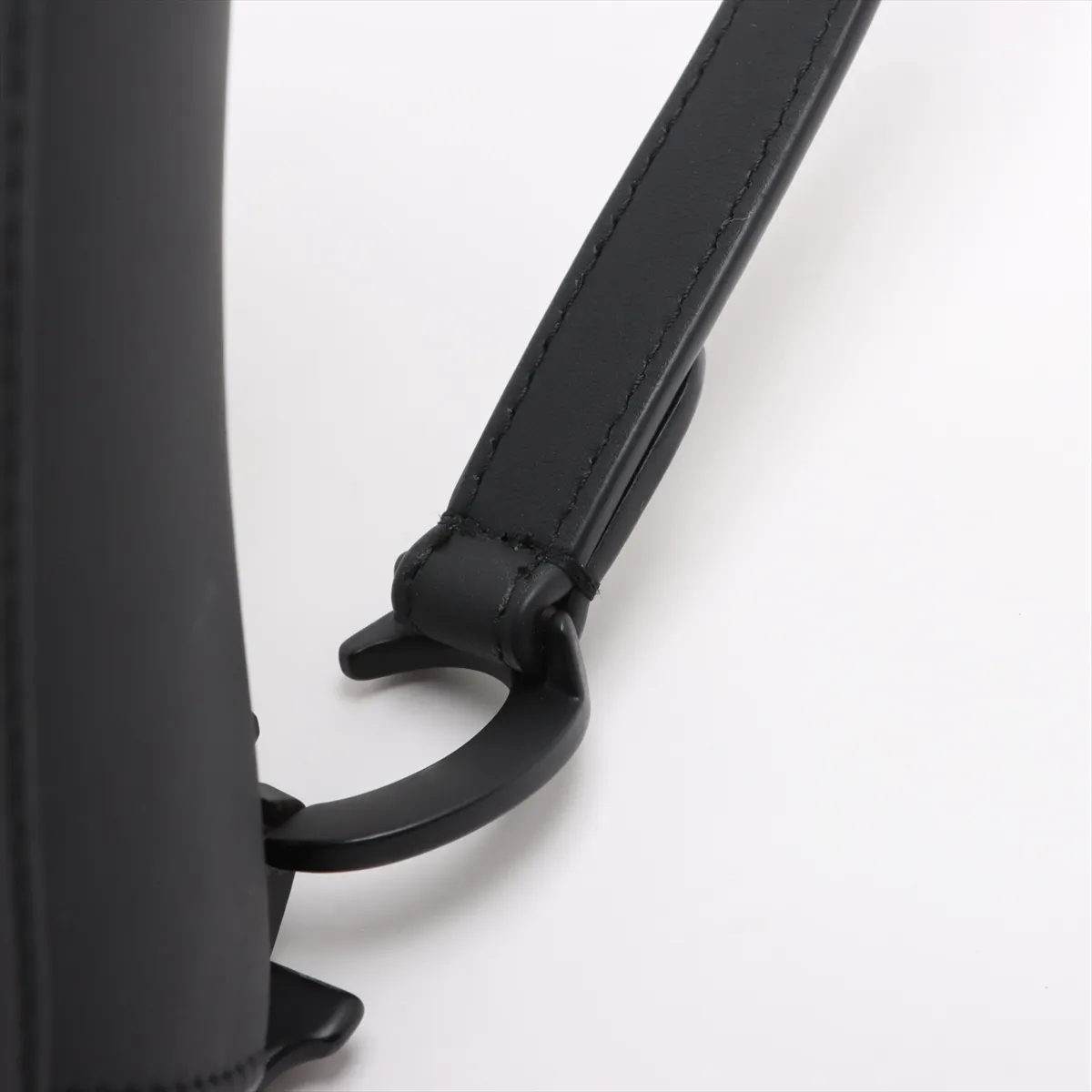 Saddle Bag Leather Shoulder Bag Black — view 13