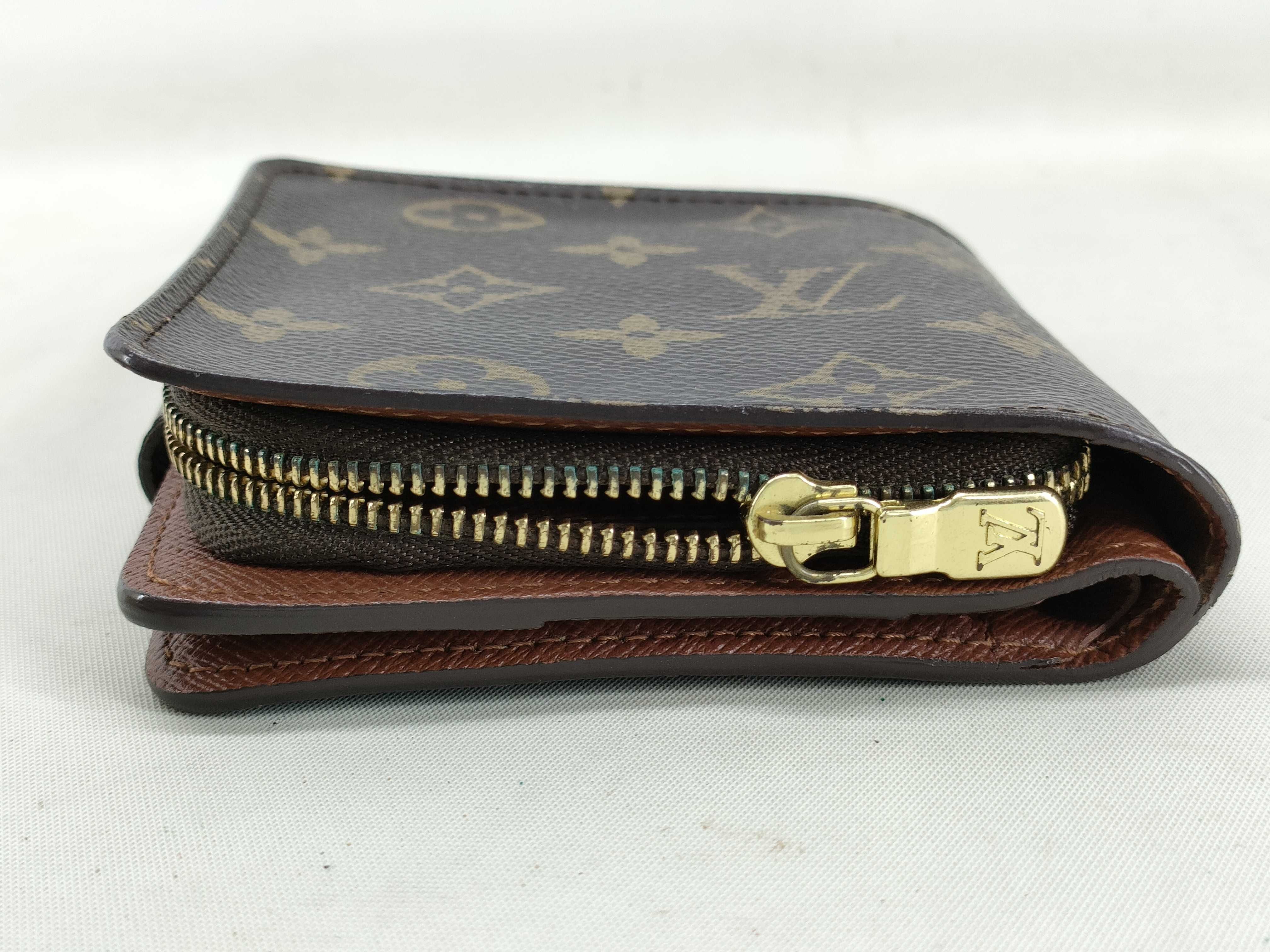 Monogram Louis Vuitton Monogram Compact Zip Bi-fold Wallet M61667 CT0045 Wallet — view 3