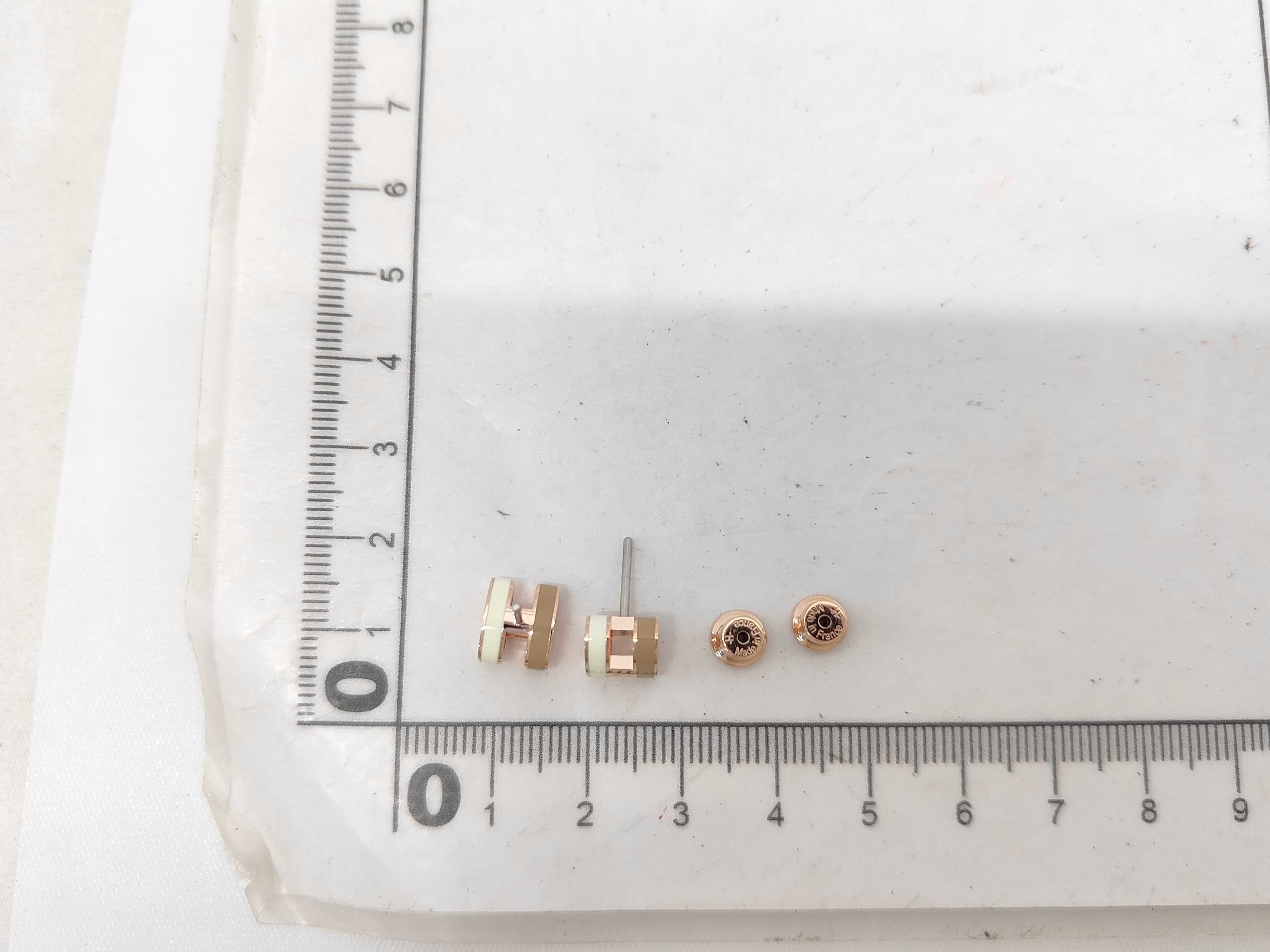 pop ash earrings — view 10