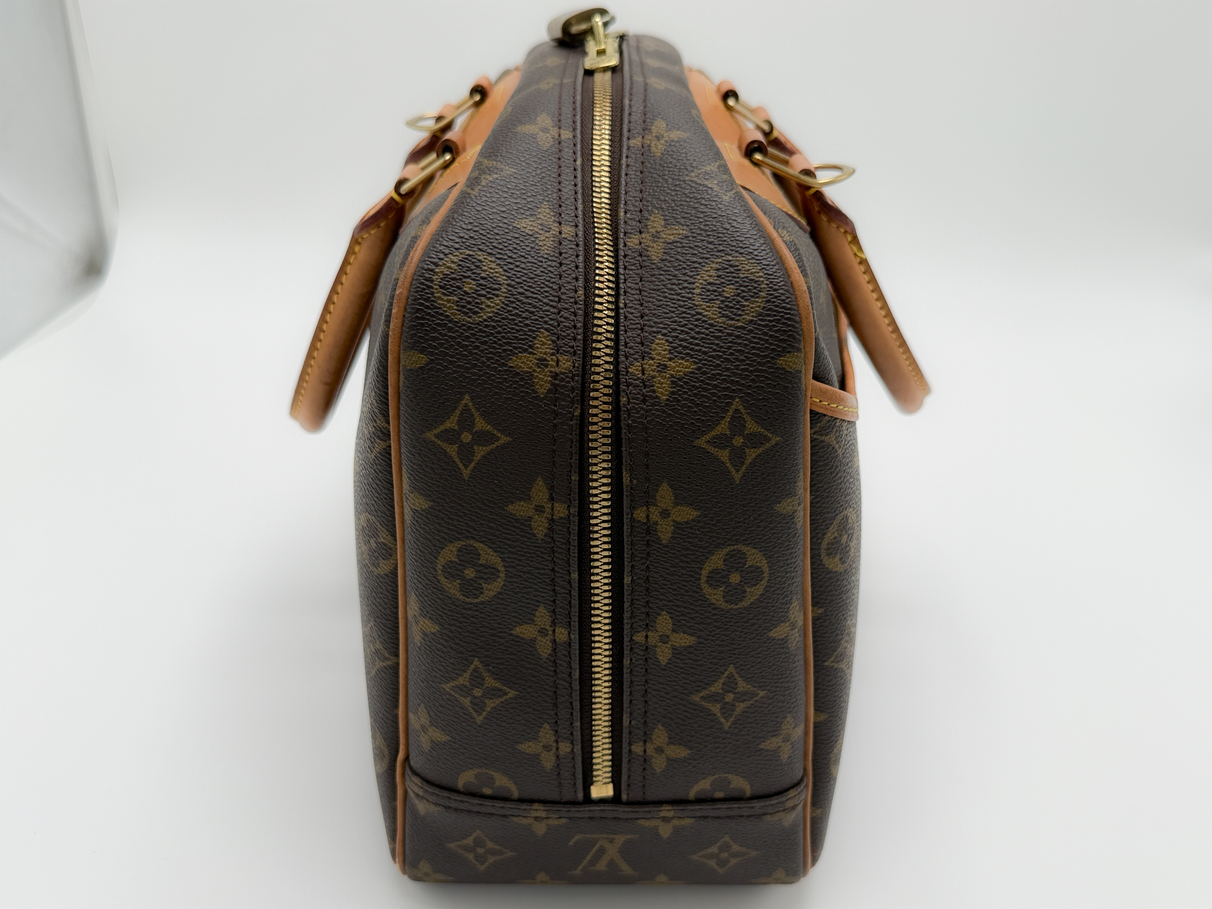Monogram M47270 Deauville VI0963 Handbag — view 5