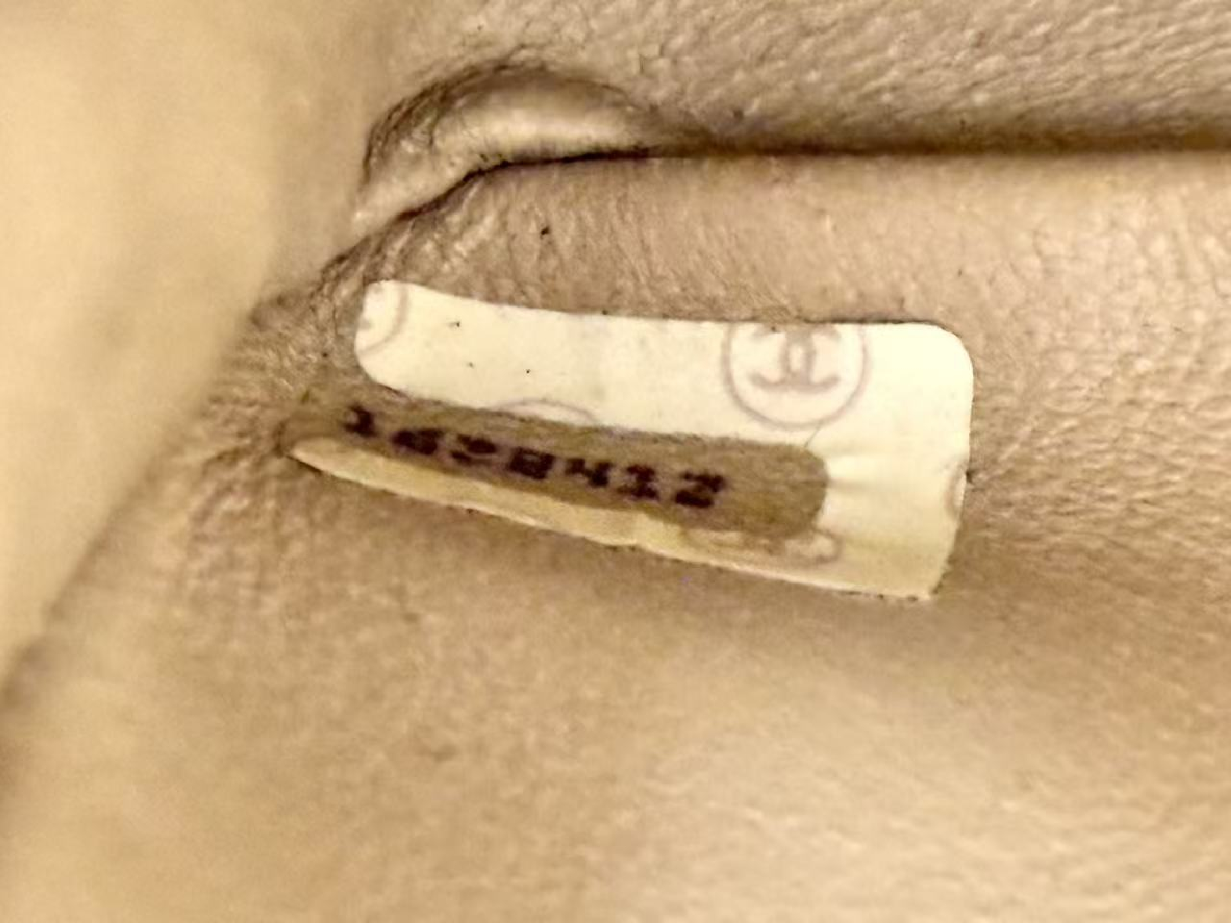 Lambskin Matelassé 20 S Flap S Chain Turnlock GD Hardware Beige Seal Shoulder Bag — view 6