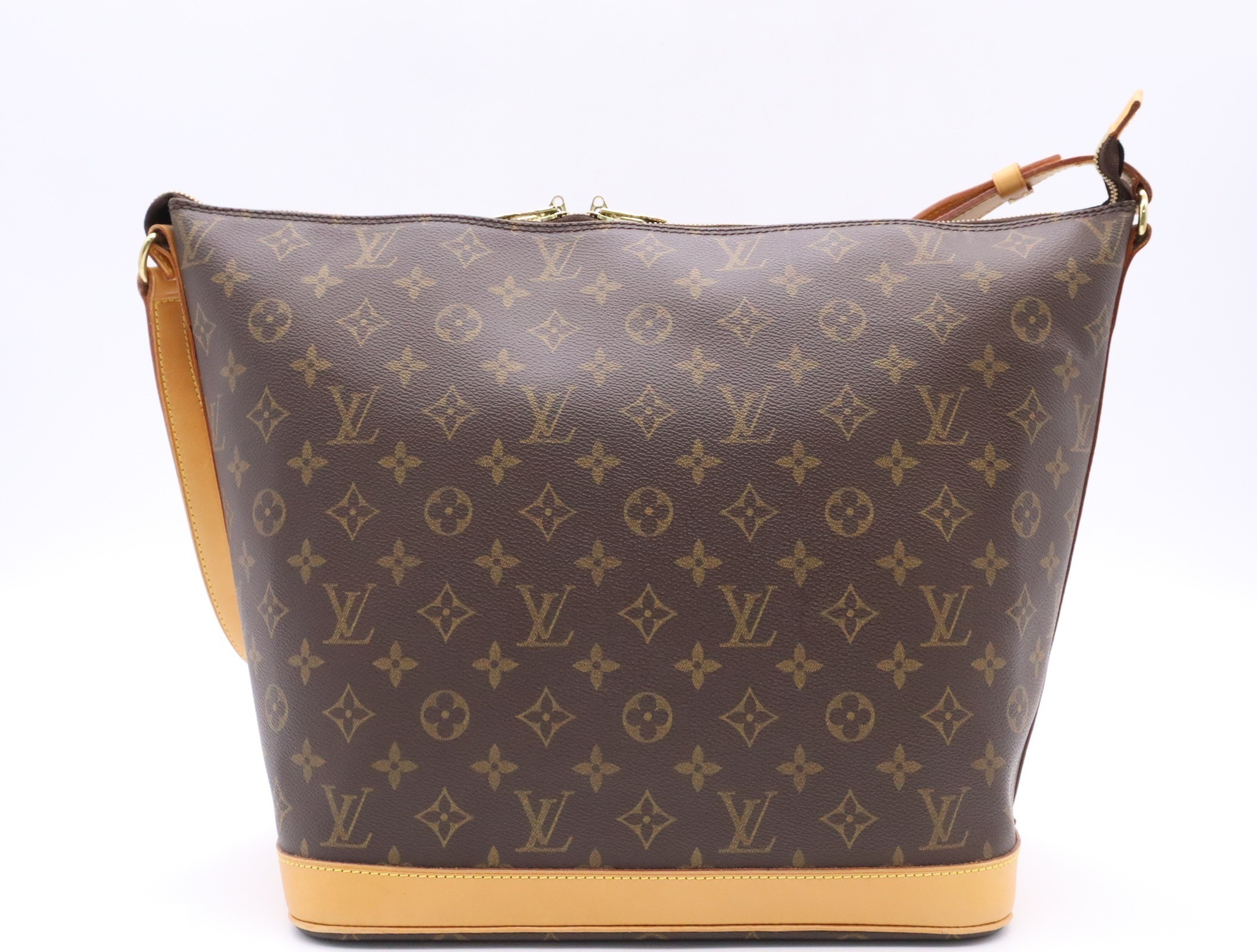 Amfar Three with pouch — view 2