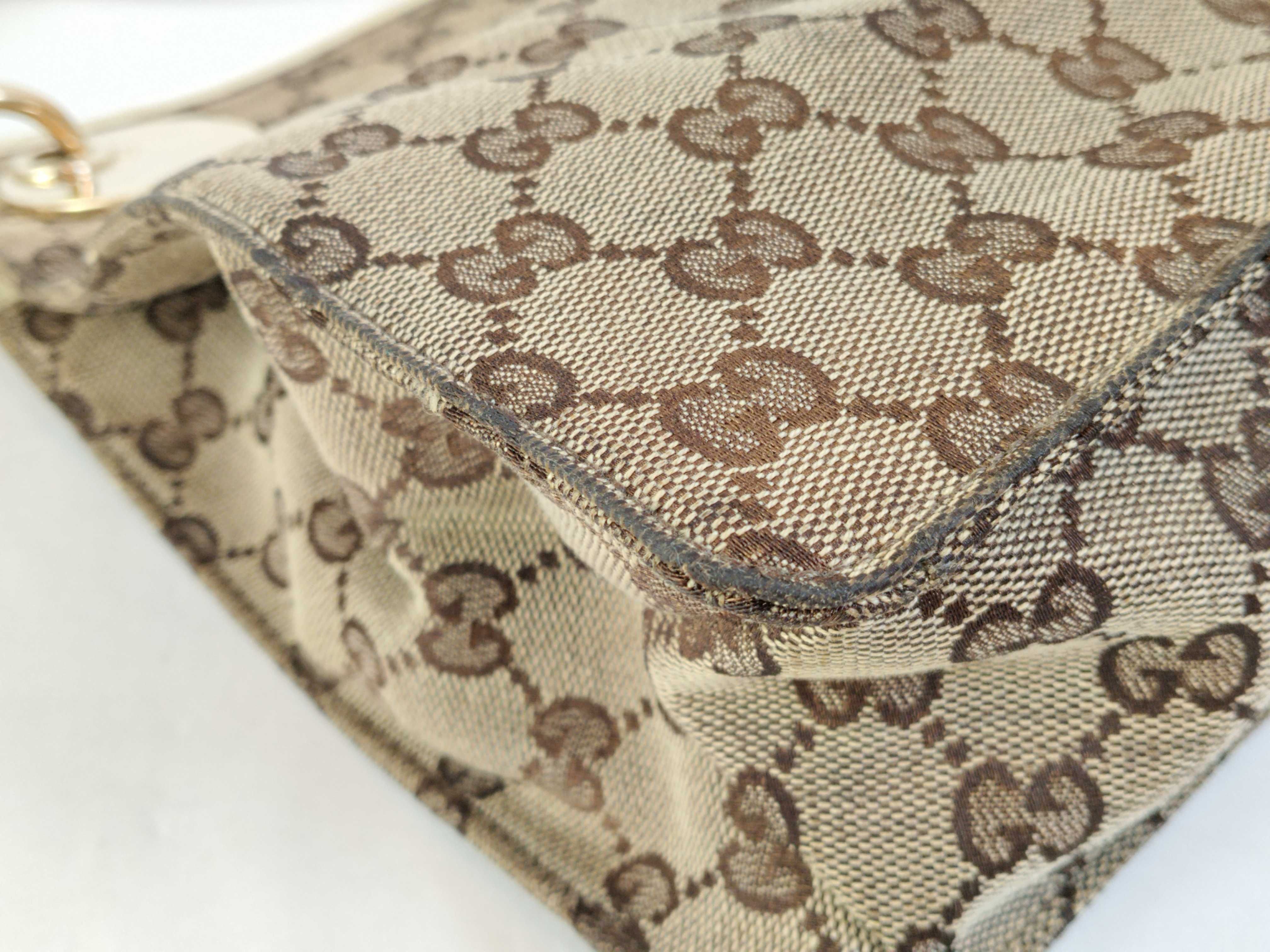 GG Canvas Shoulder Bag 120841 — view 7