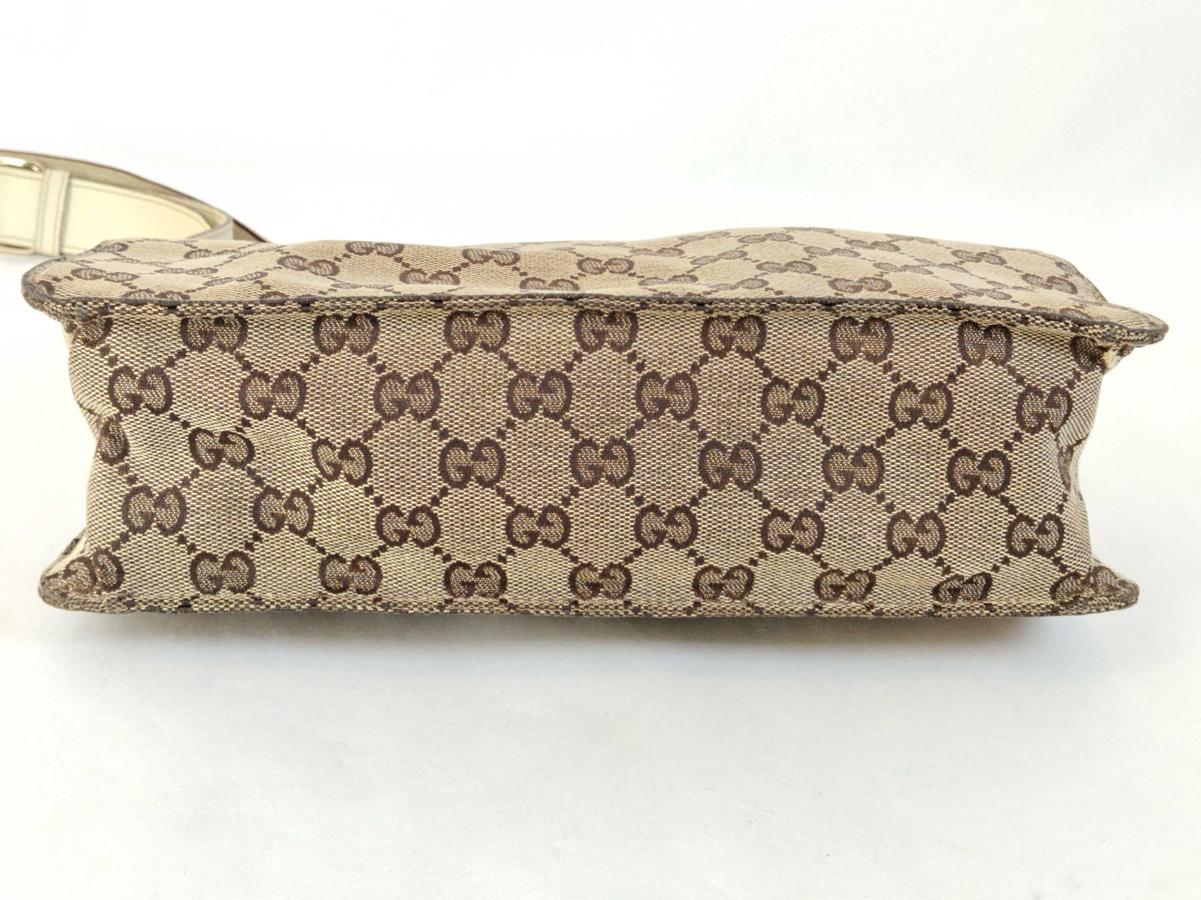 GG Canvas Shoulder Bag 120841 — view 8