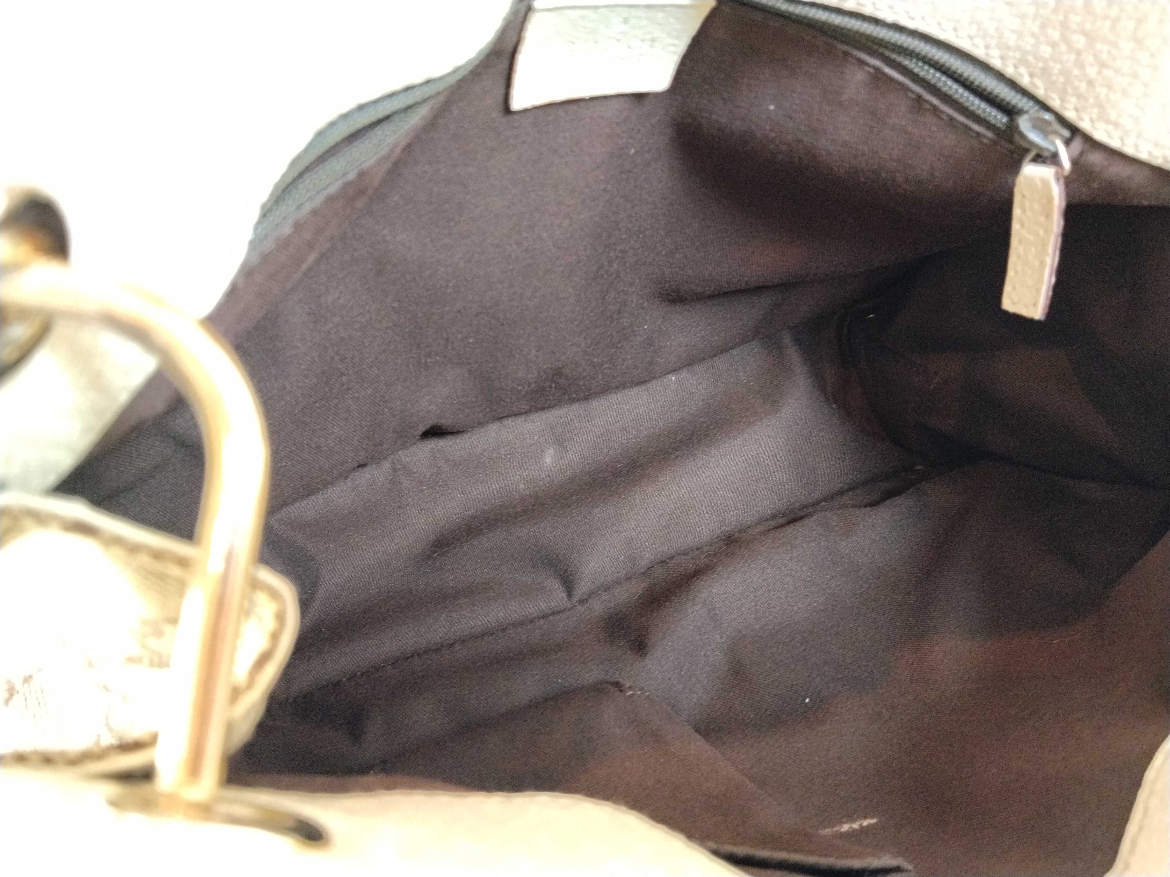 GG Canvas Shoulder Bag 120841 — view 9