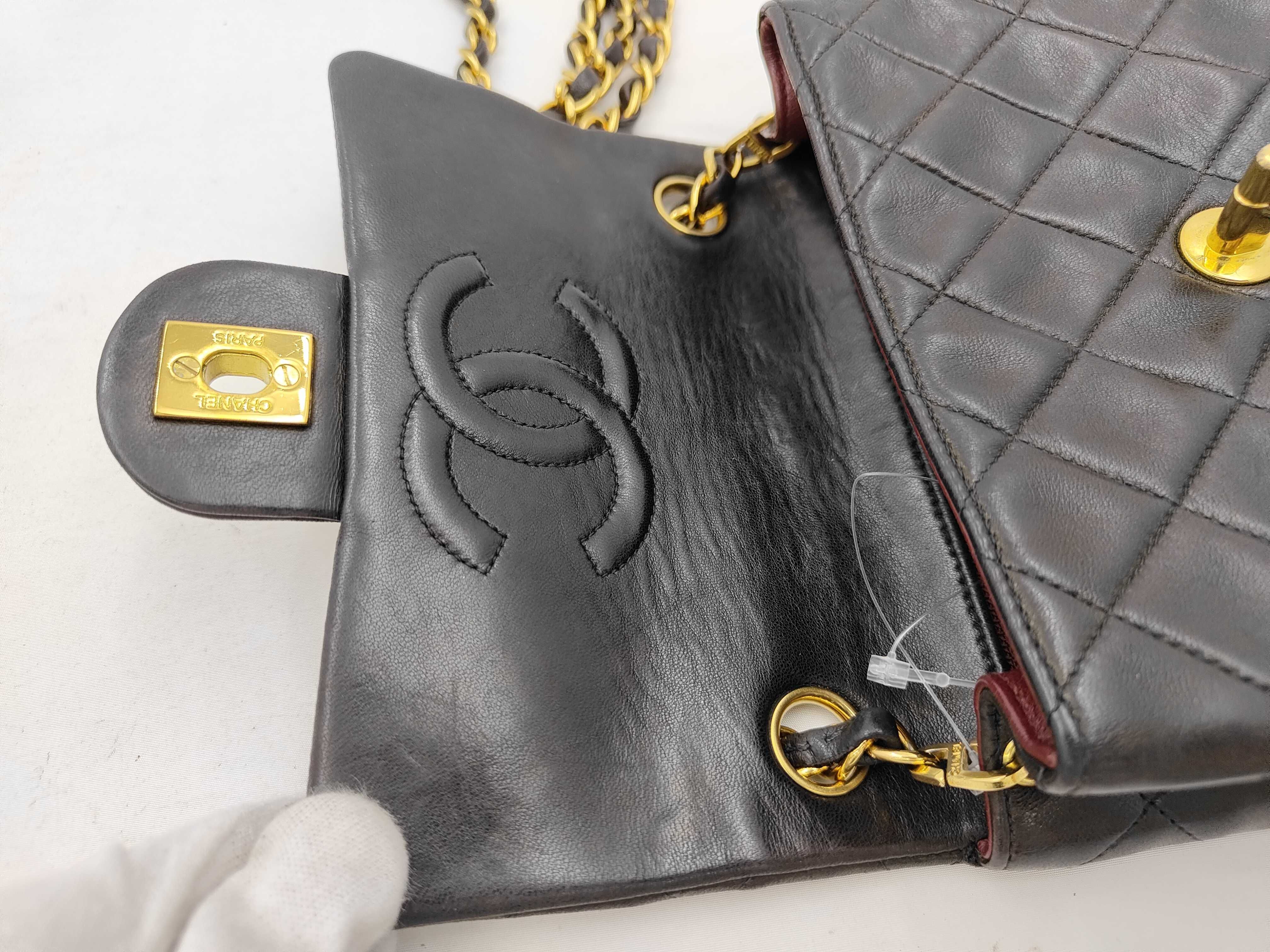 Mini Matelassé 17 Black Gold Hardware Chain Shoulder Bag with Seal, Item No. 3, 3223280 Shoulder Bag — view 8